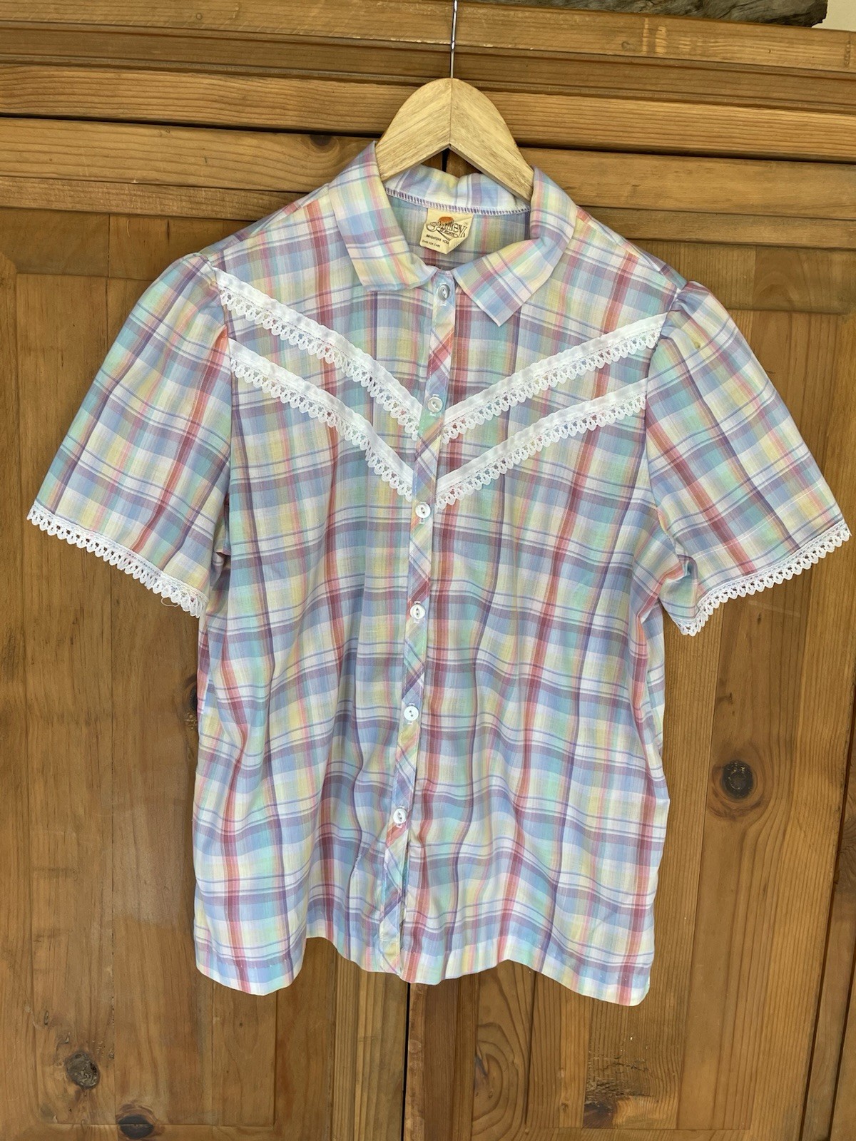 70s Western Blouse Button By Shirley of Atlanta Colorful Print USA Thin