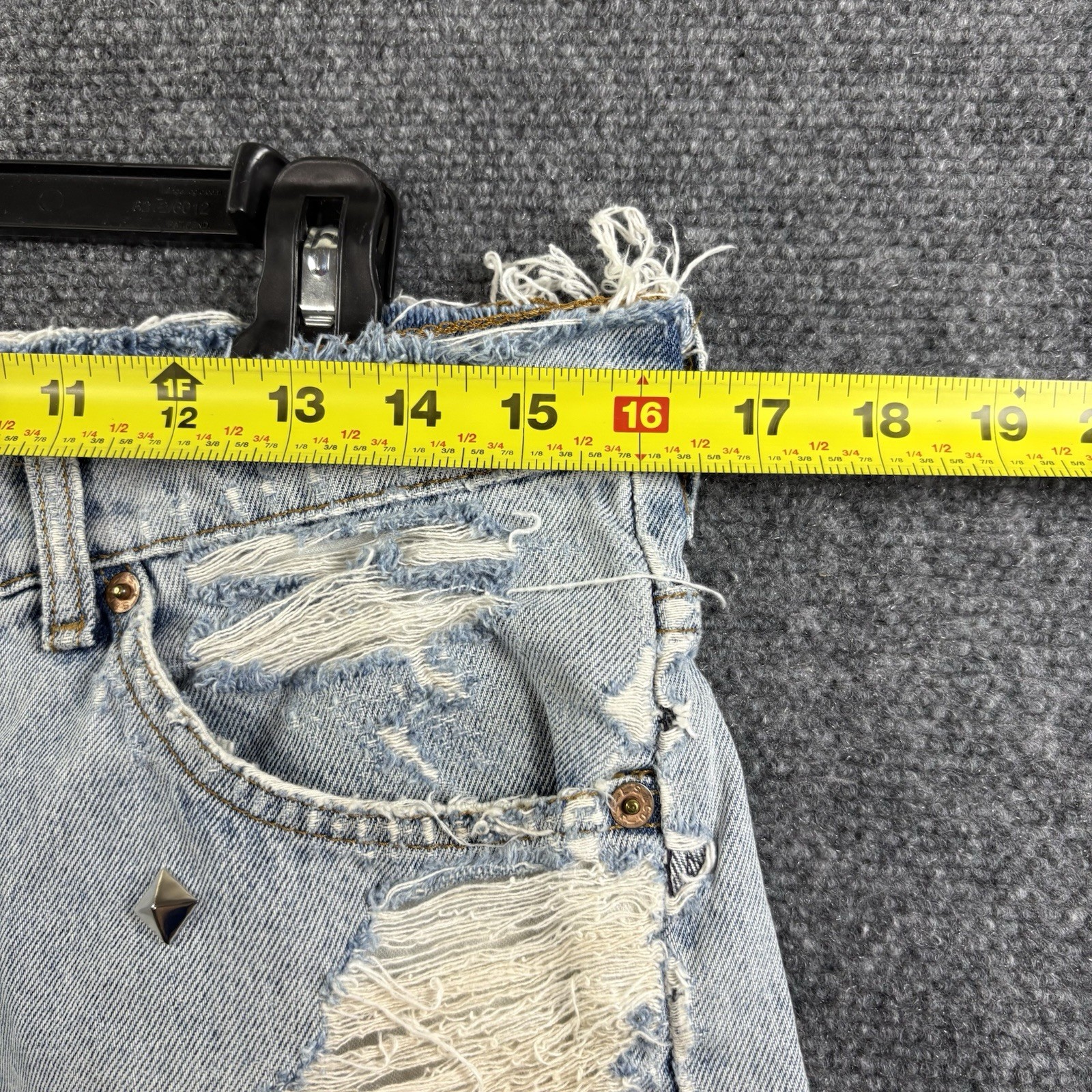 VTG Levis Orange Tab Distressed Cut Off Denim Shorts 34 (Fits 32) Studded Cheeky