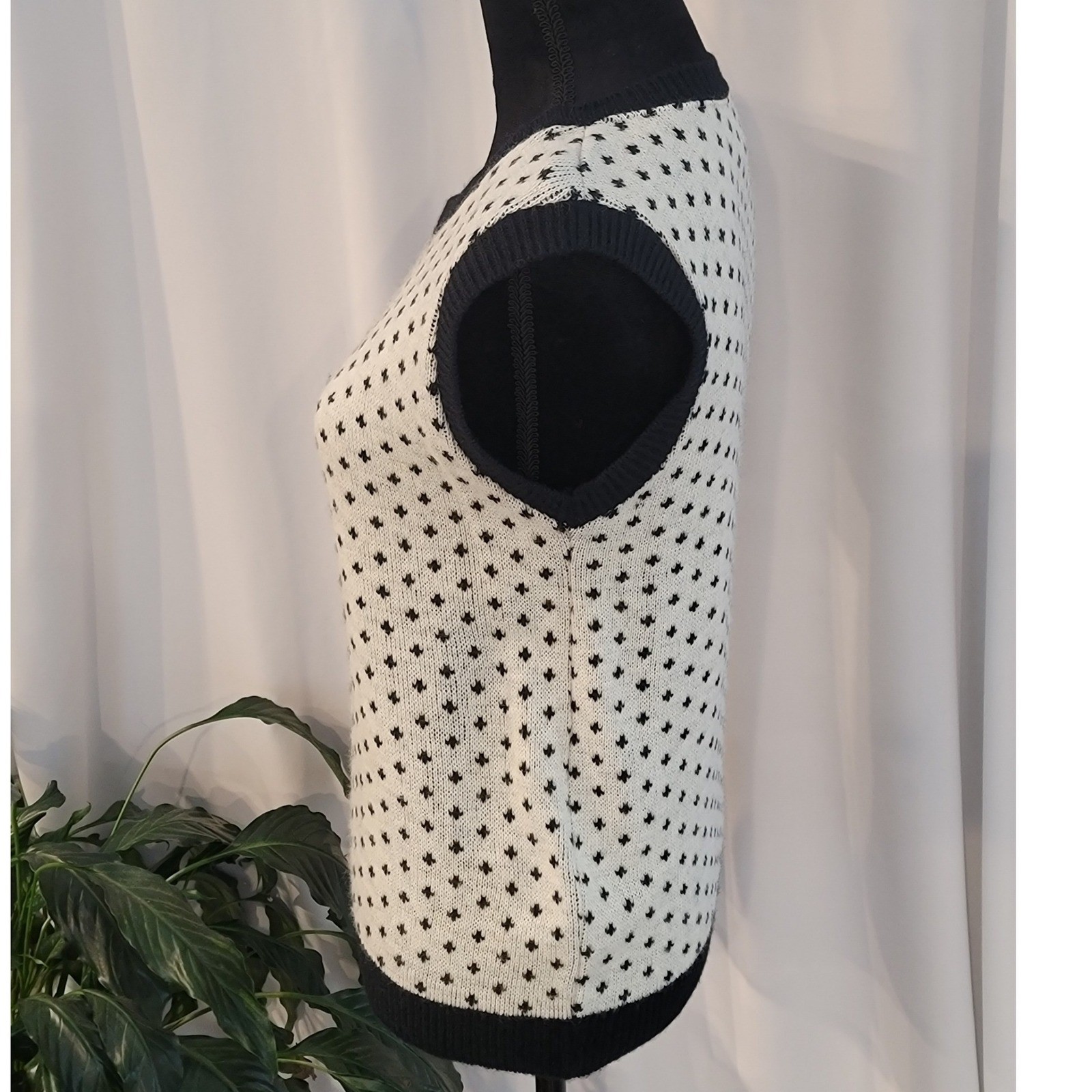 Vintage Inner Visions Ship n Shore Black White Patterned Sweater Vest Womens M
