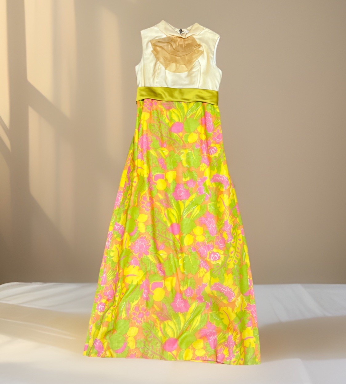 VTG MCM 60s Flower Power Hostess Dress Chiffon Floral Mod Retro Size Small READ