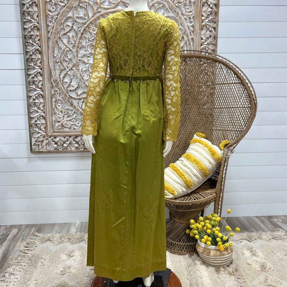 60s Mod Chartreuse Green Lace Elegant Evening Dress