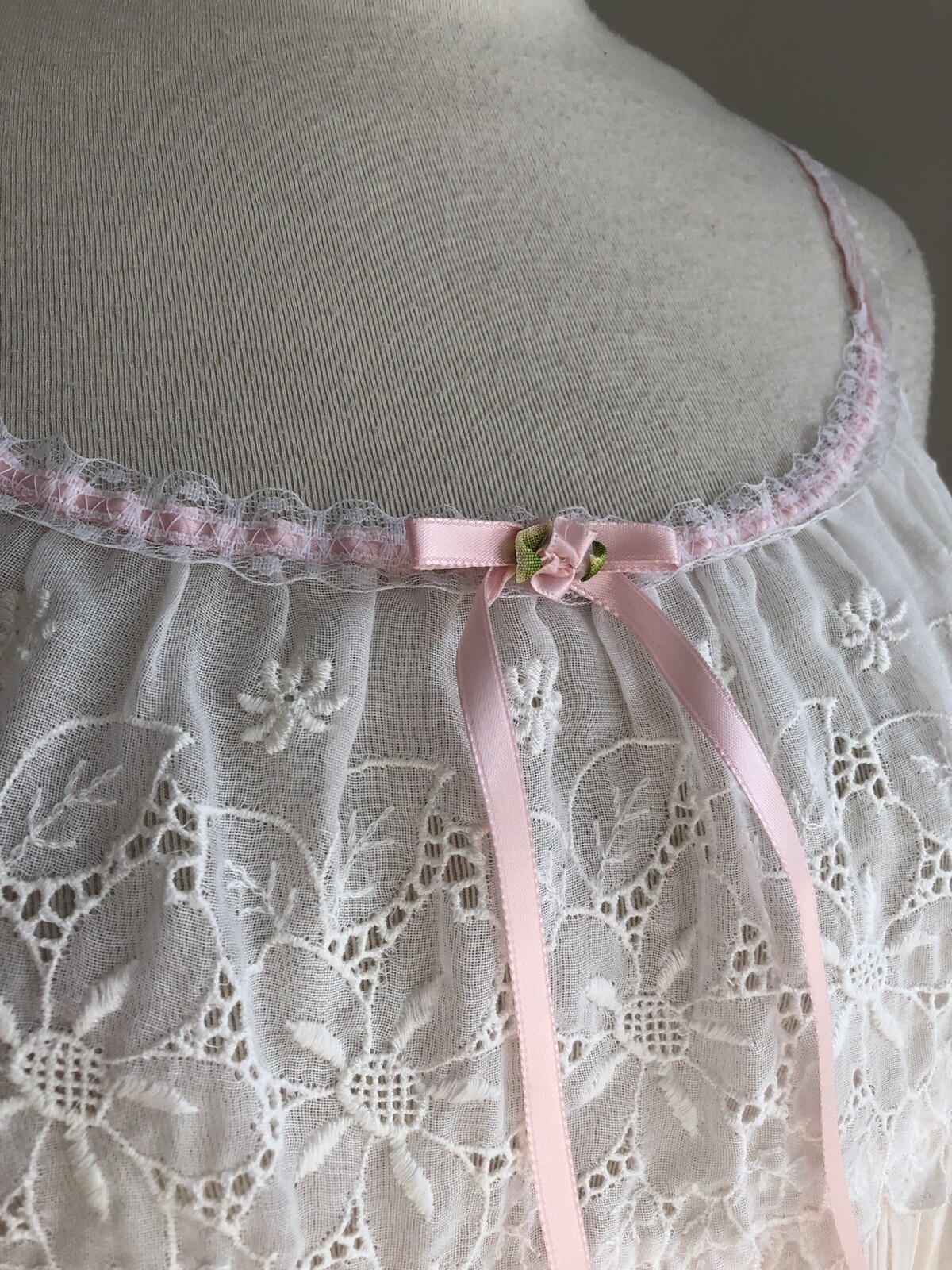STUNNING VTG JULI OF SLUMBERTOGS Pink Gauzy Cotton & White Lace Nightgown SZ M/L