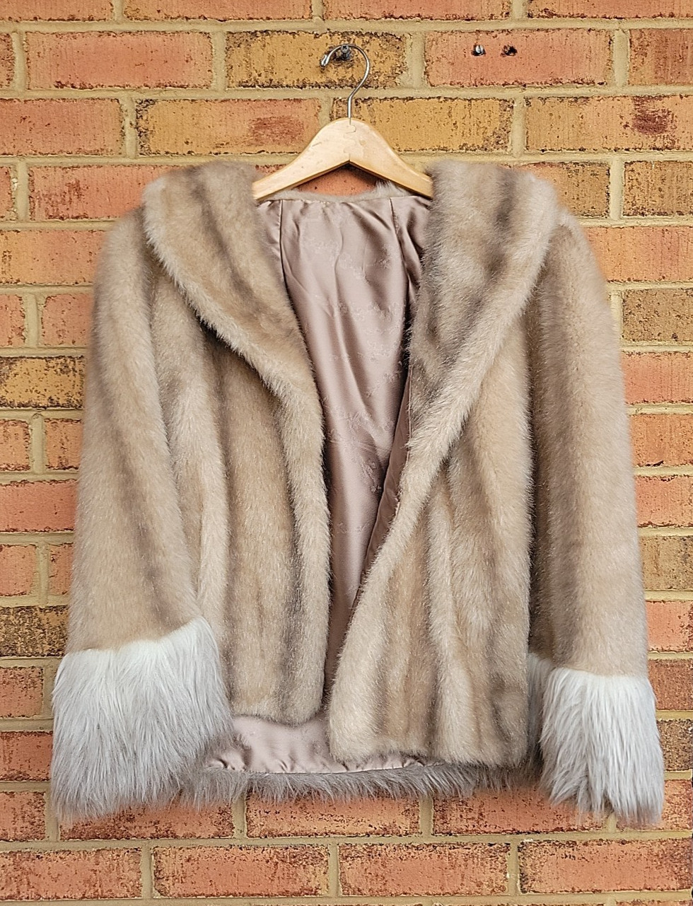 Vintage Regina Glenara By Glenoit Faux Fur Capelet Cape Coat Stole One Size