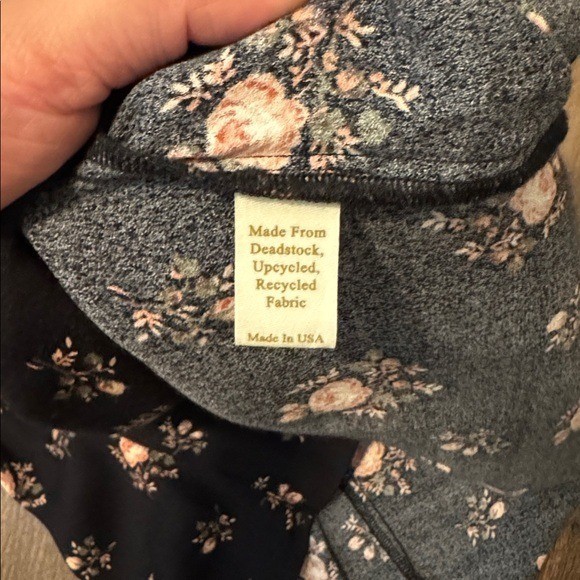 Christy Dawn Black Floral Puff Sleeve Midi Dress Deadstock XS Cottagecore Rose