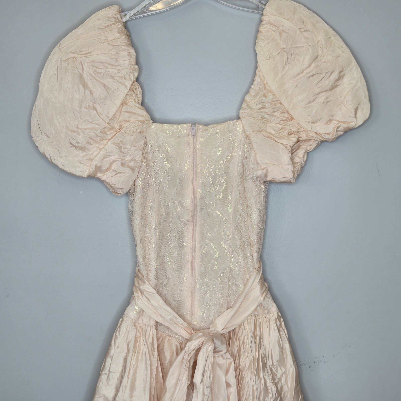 Vtg 80s Mayvens of California Iridescent Peach Pink Lace Puff Sleeve Prom Dress
