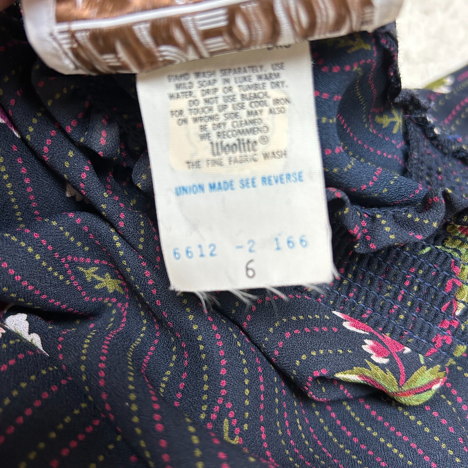 LF Petite Vintage Union Made Floral Print Mock Neck Ruffle Dress Size 6 Navy