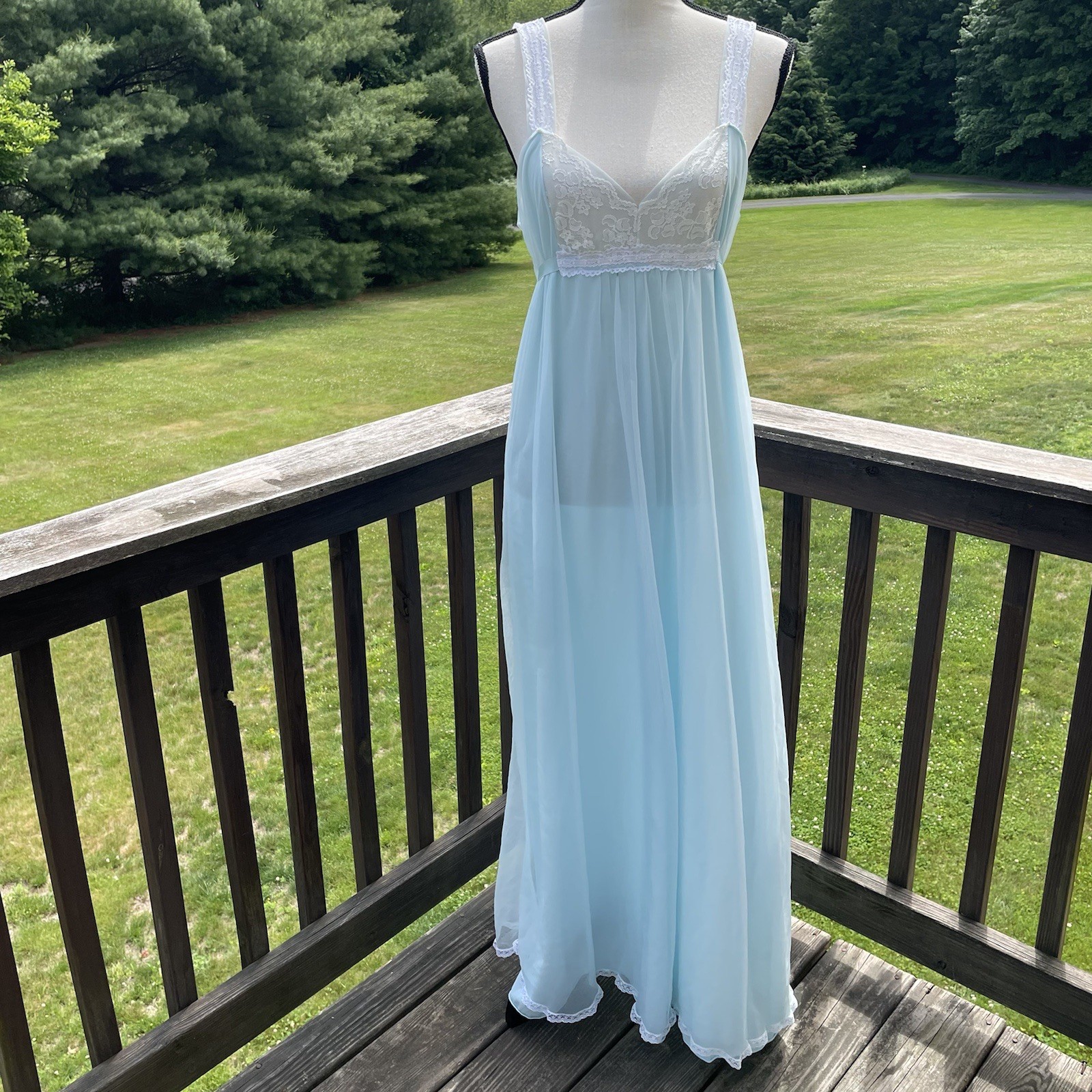 EVETTE Nightgown Gown Chiffon Lingerie Nylon Floral Lace Dainty Regency Vtg Med