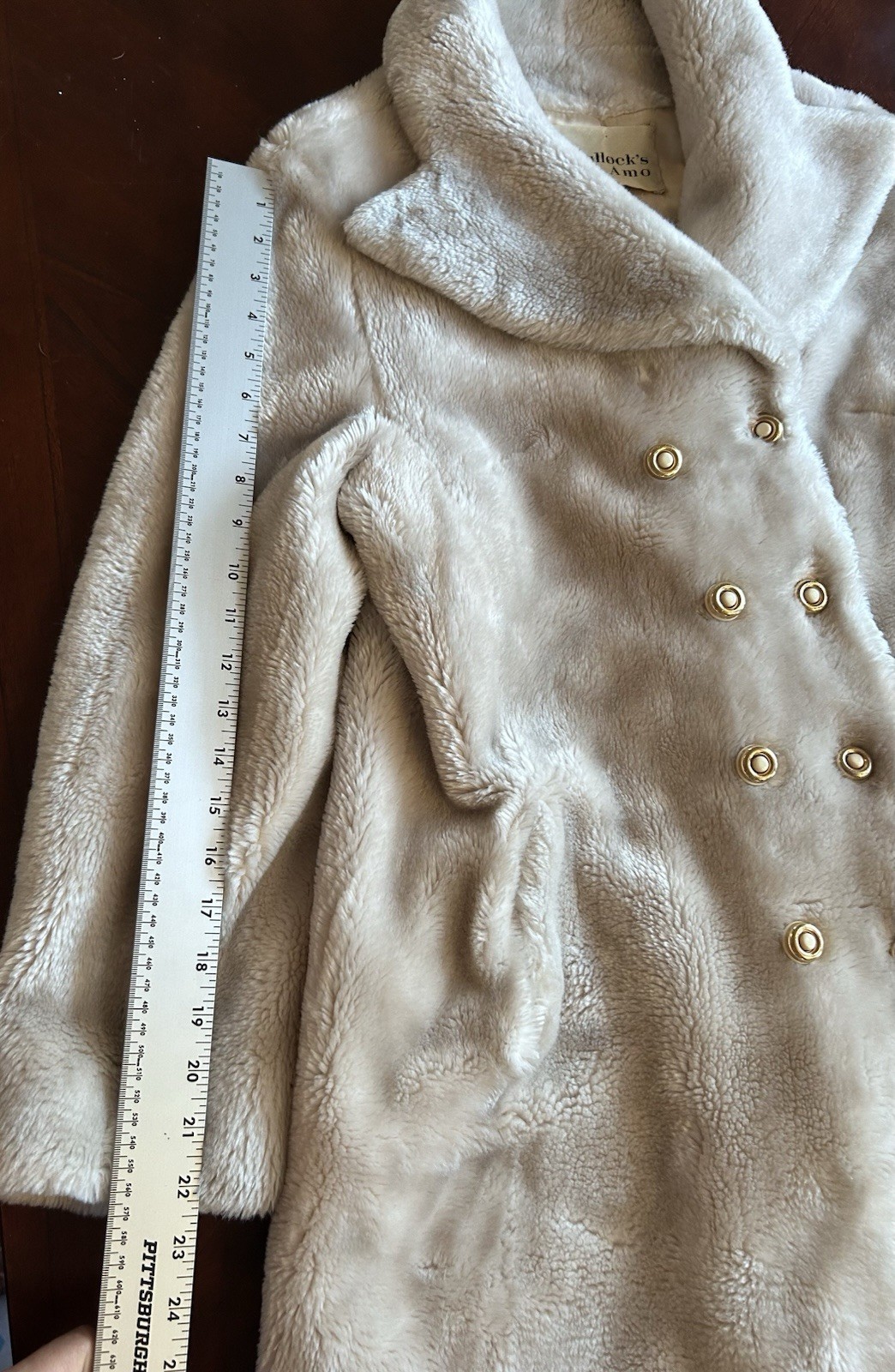 Authentic 1970s Vintage Sportowne Faux Fur Coat Bullock’s Del Amo size M