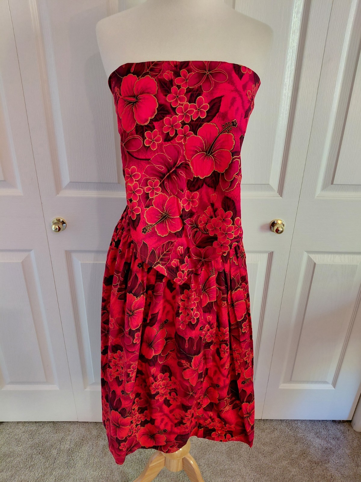 Vintage 1970s Hawaiian Red Floral Handkerchief Top And Skirt Set Medium