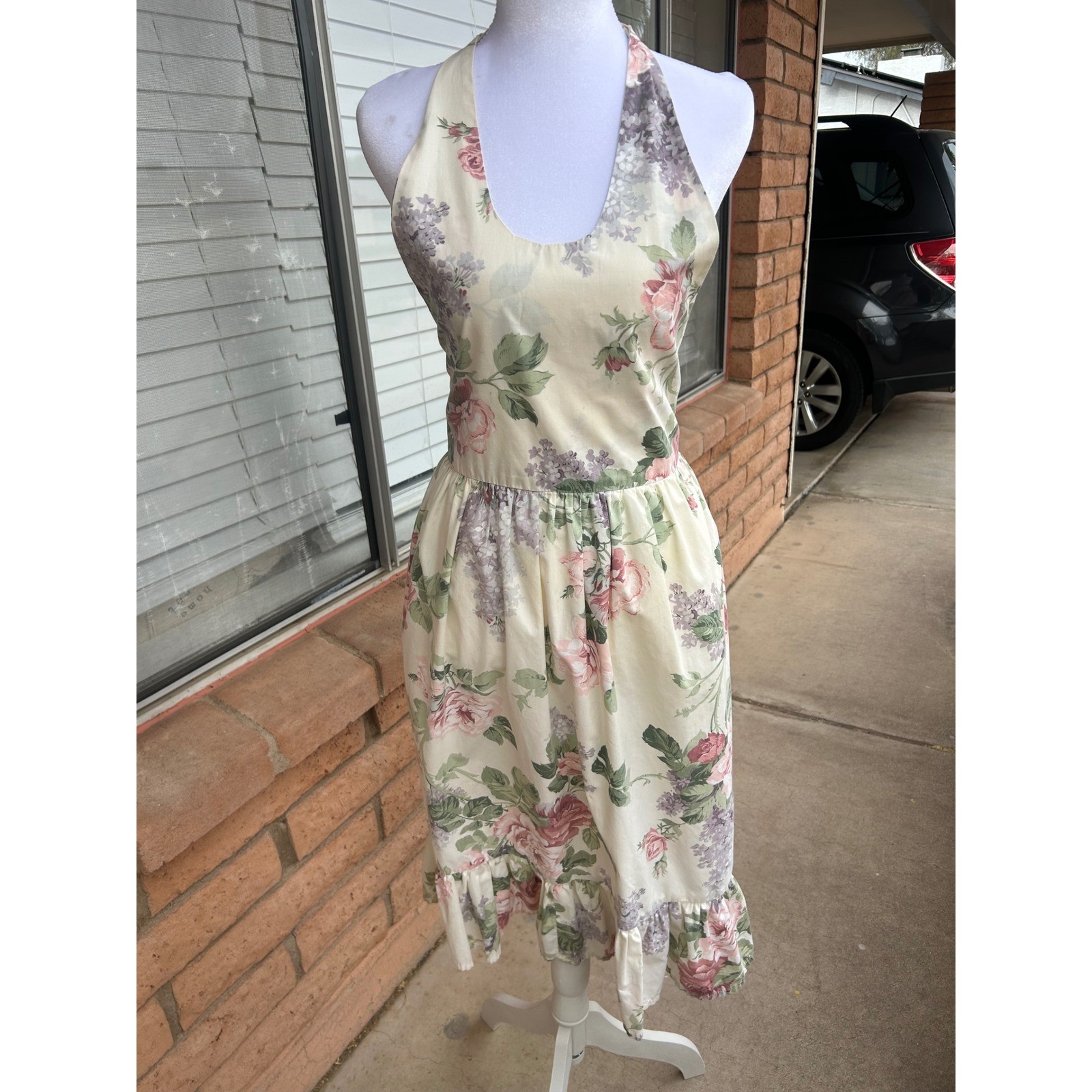 Vintage Floral Halter Apron Dress Pink Rose Ruffle Hem Cottagecore Prairie Small