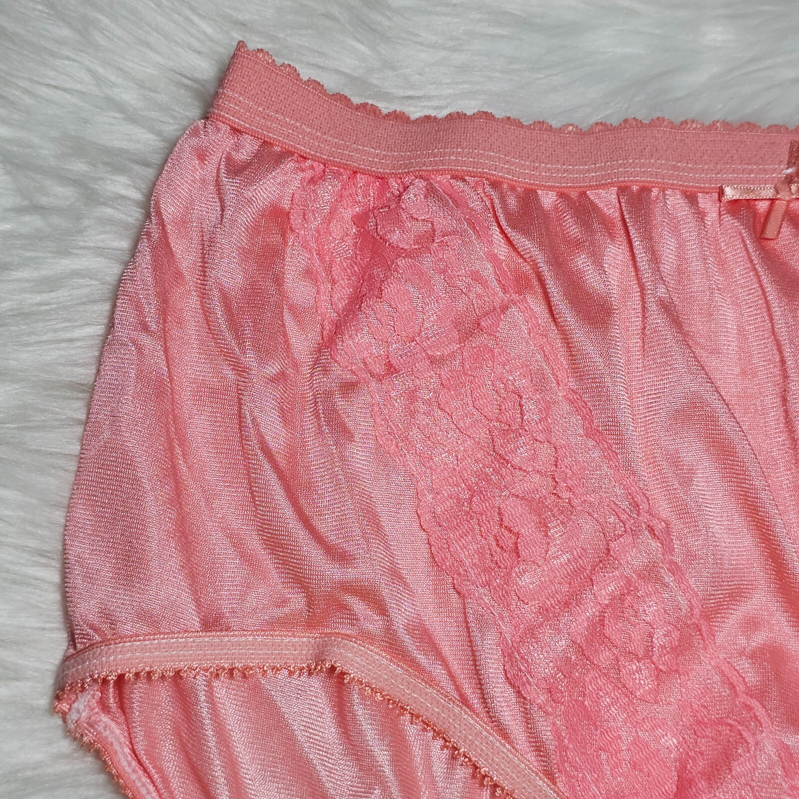 VTG Silky Nylon Panty Sissy Lace Peach Granny Sheer Brief Size 8/XL Hip 40-44″