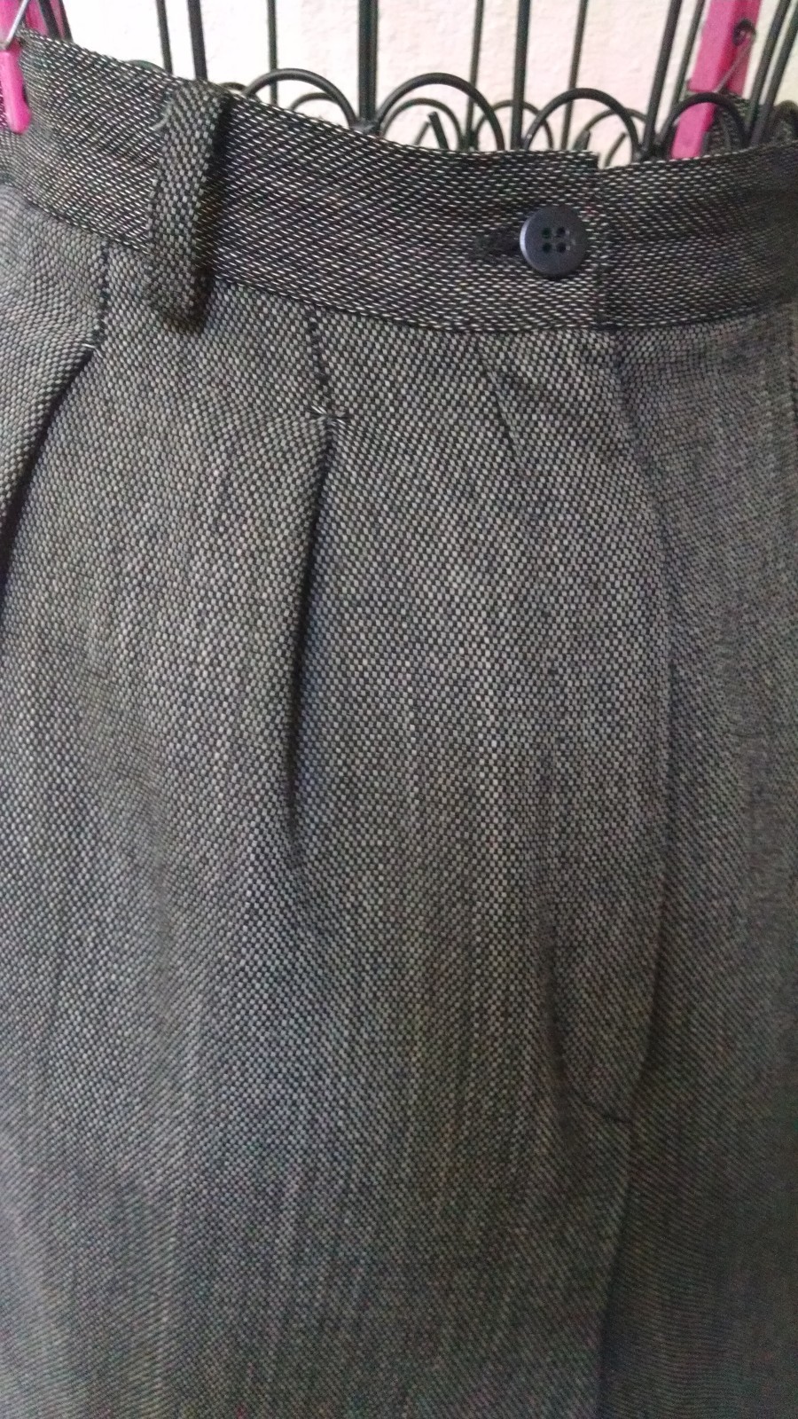 Anne Klein Black/White Wool Slacks, Size 12-Item #231