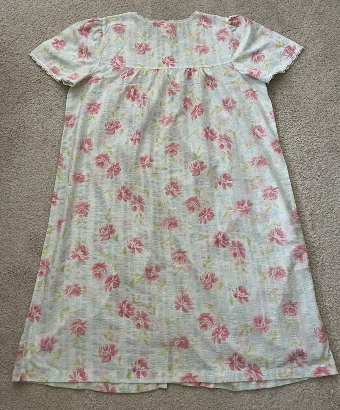 New Vintage Carriage Court Women’s Sz L Nightgown Robe Lace Cotton Blend