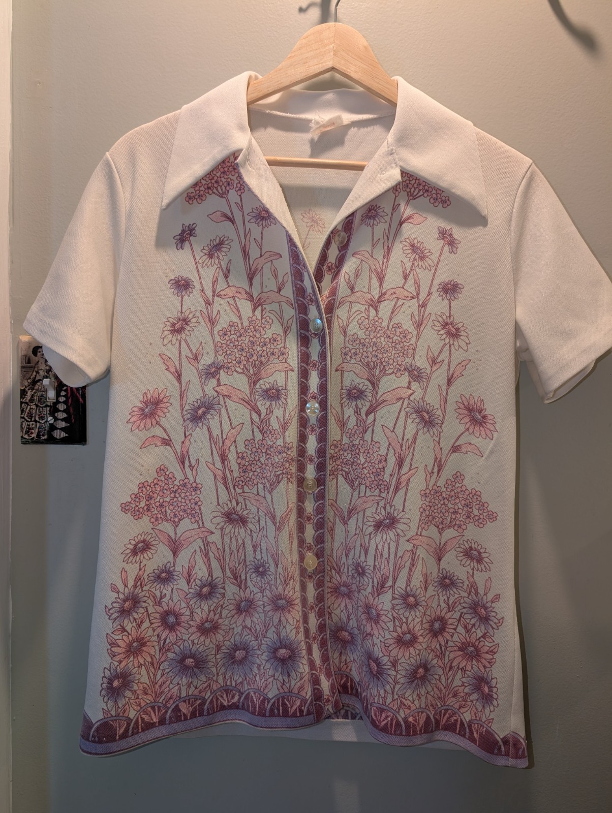 Vtg 70s Dagger Collar, Tunic, 100% Textured Polyester Floral