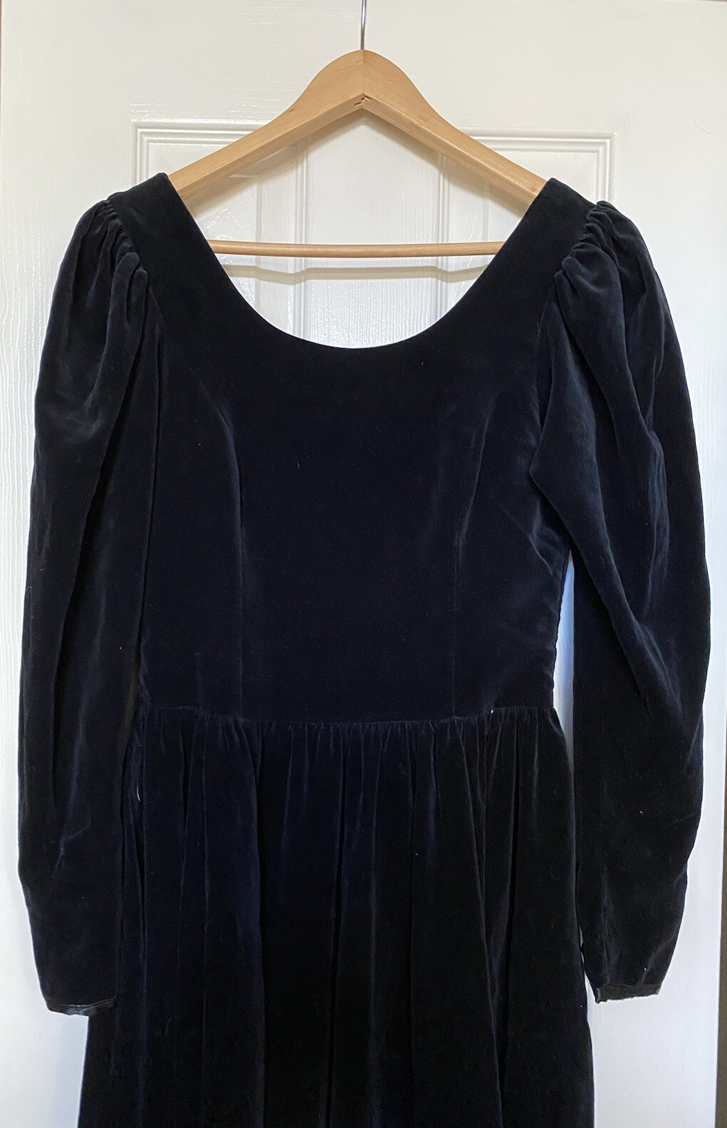 Vintage Laura Ashley Black Velvet Dress Size USA 8 / UK 10 / EUR 36