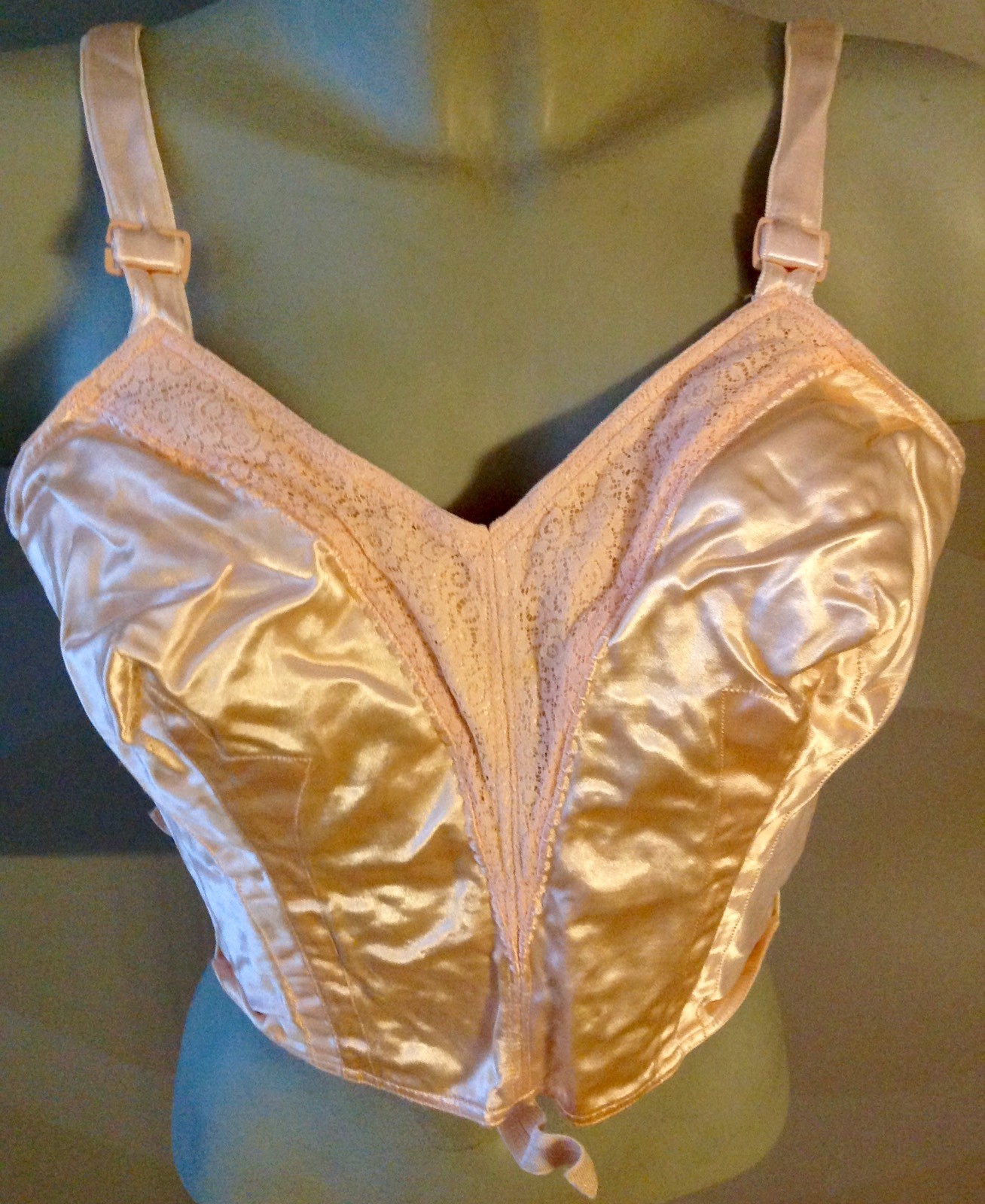 Triumph Bodice Corset Satin Natural Fibre Original Vintage 1950s Fundus