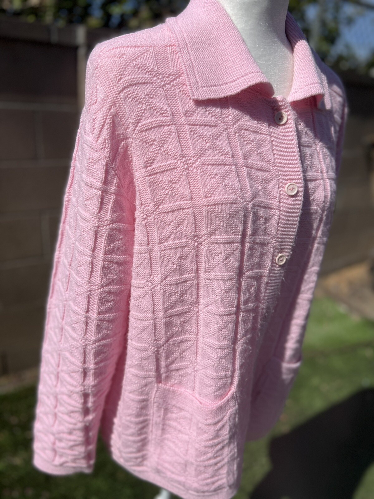 Vintage Billie Jo M Crochet Sweet Pink Long Sleeve Knit Cardigan Sweater USA