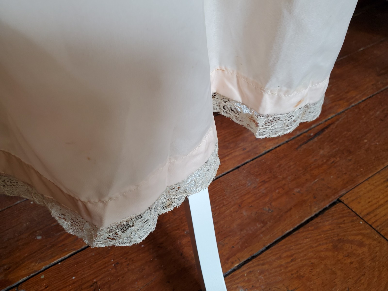 Vin LAROS NYLON PASTEL PINK FULL SLIP OR NIGHTGOWN W/ LACE & ADJUSTABLE STRAPS-L