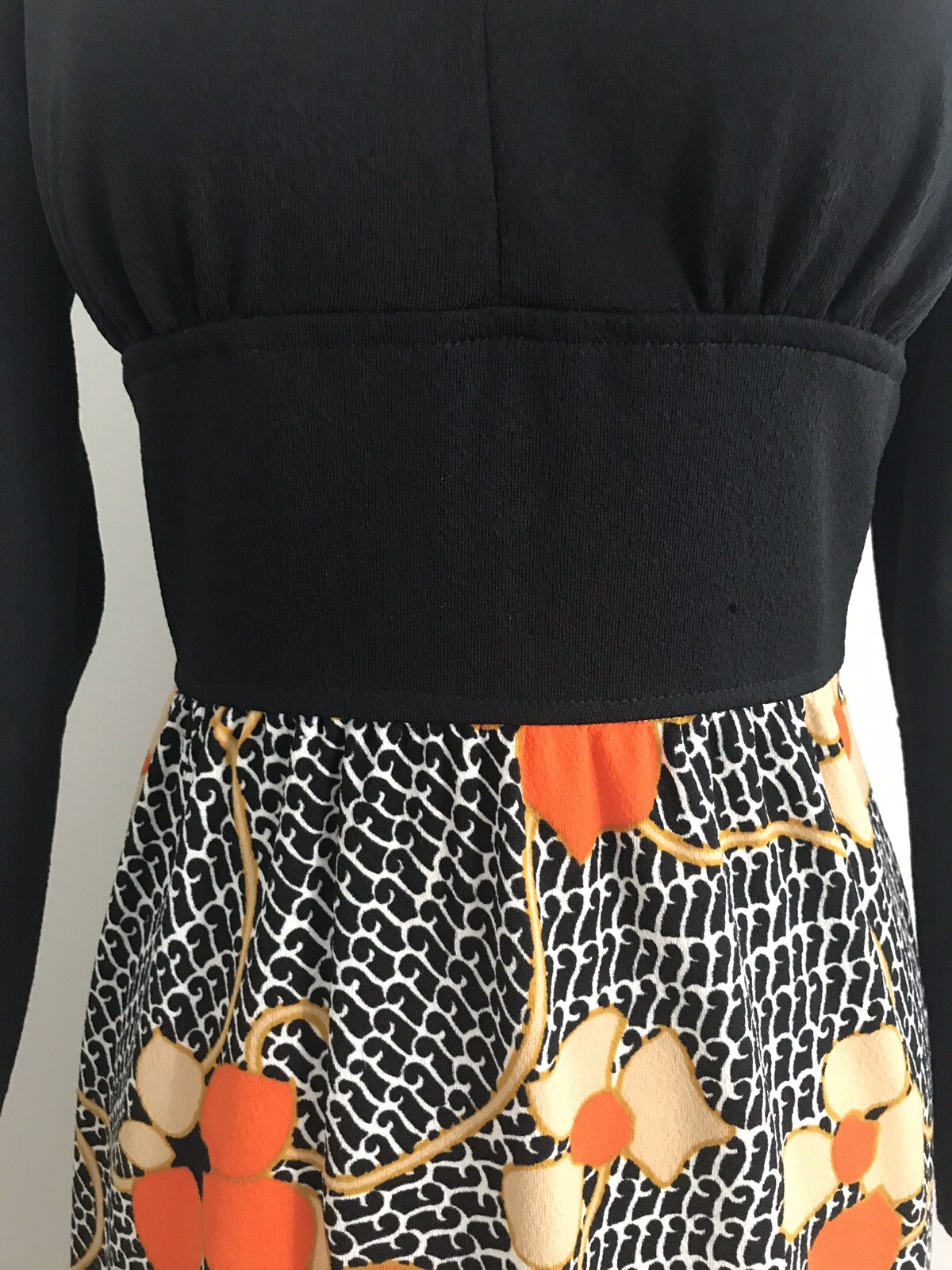 Vintage It’s Better Size XS/S Black Floral Acrylic Double Knit Maxi Dress