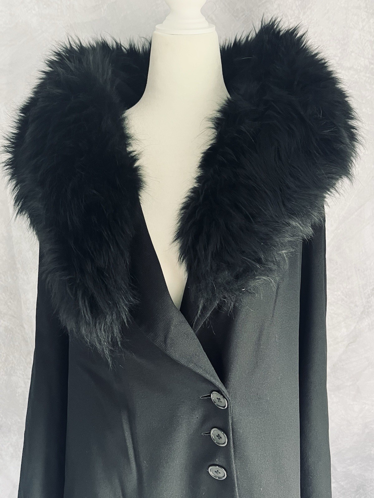 Vintage Early-Mid 1930’s Fuller-Cobb Davis Fur Collar Black Wool Structured Coat