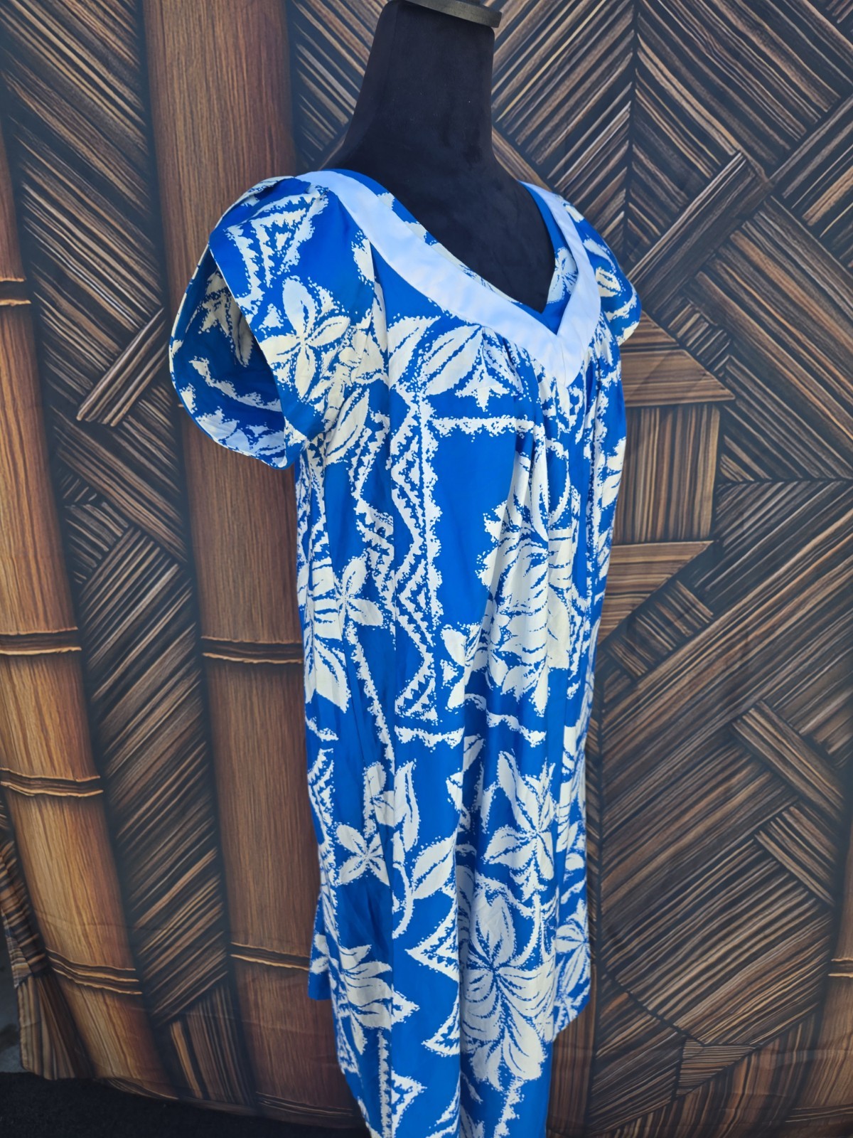 Vintage Waltah Clarke’s Hawaiian Muu Muu Aloha Dress w6031