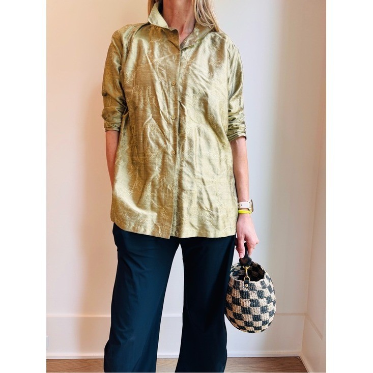 Vintage Silk Blend embroidered tunic. Size Large. Cottagecore. 90s Tapestry