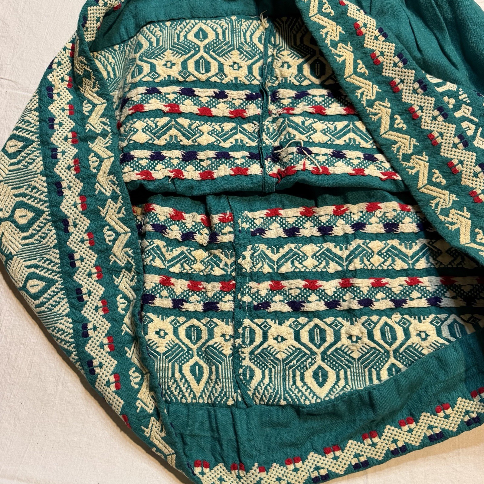 Guatemalan Handmade Woven Traditional Dirndl Skirt Size XS Green Red White Bird