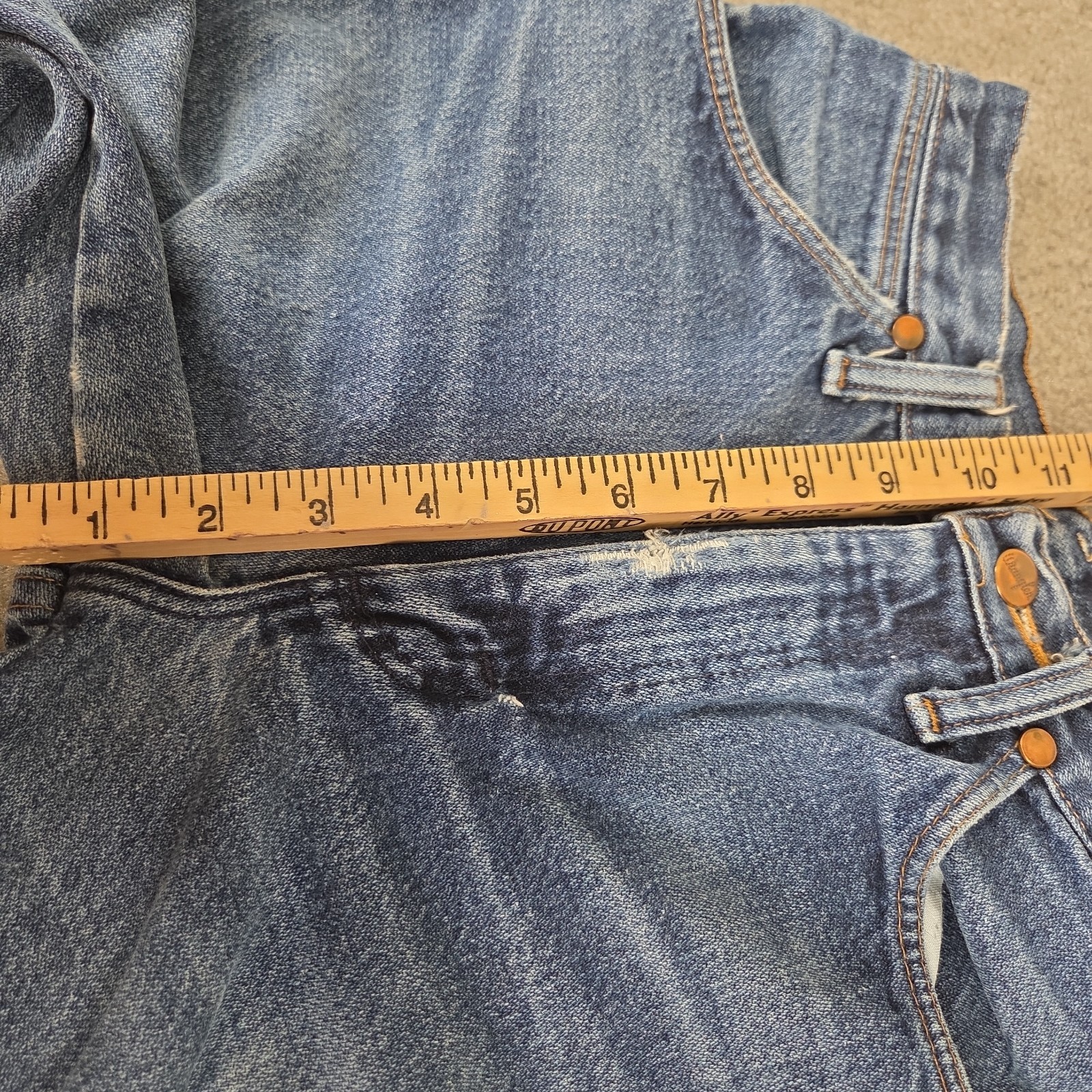 Women’s Wrangler 14mwz 24 X 32 high-Rise Cowboy Cut Slim Fit USA Distressed Vtg