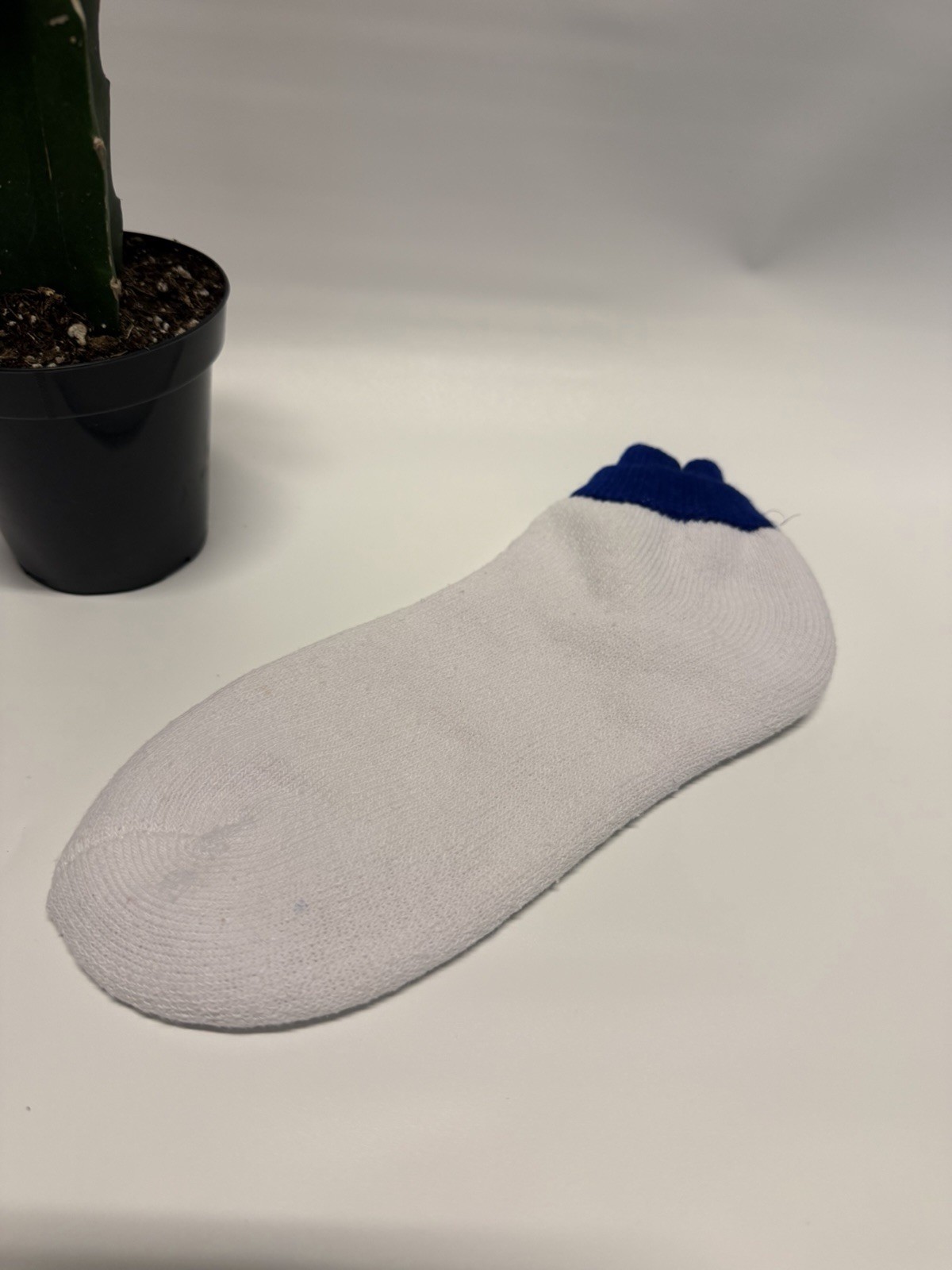 VTG Women’s Socks New Ankle 9-11 Low Cut USA 70s 80s Cotton Blend Royal Stripe