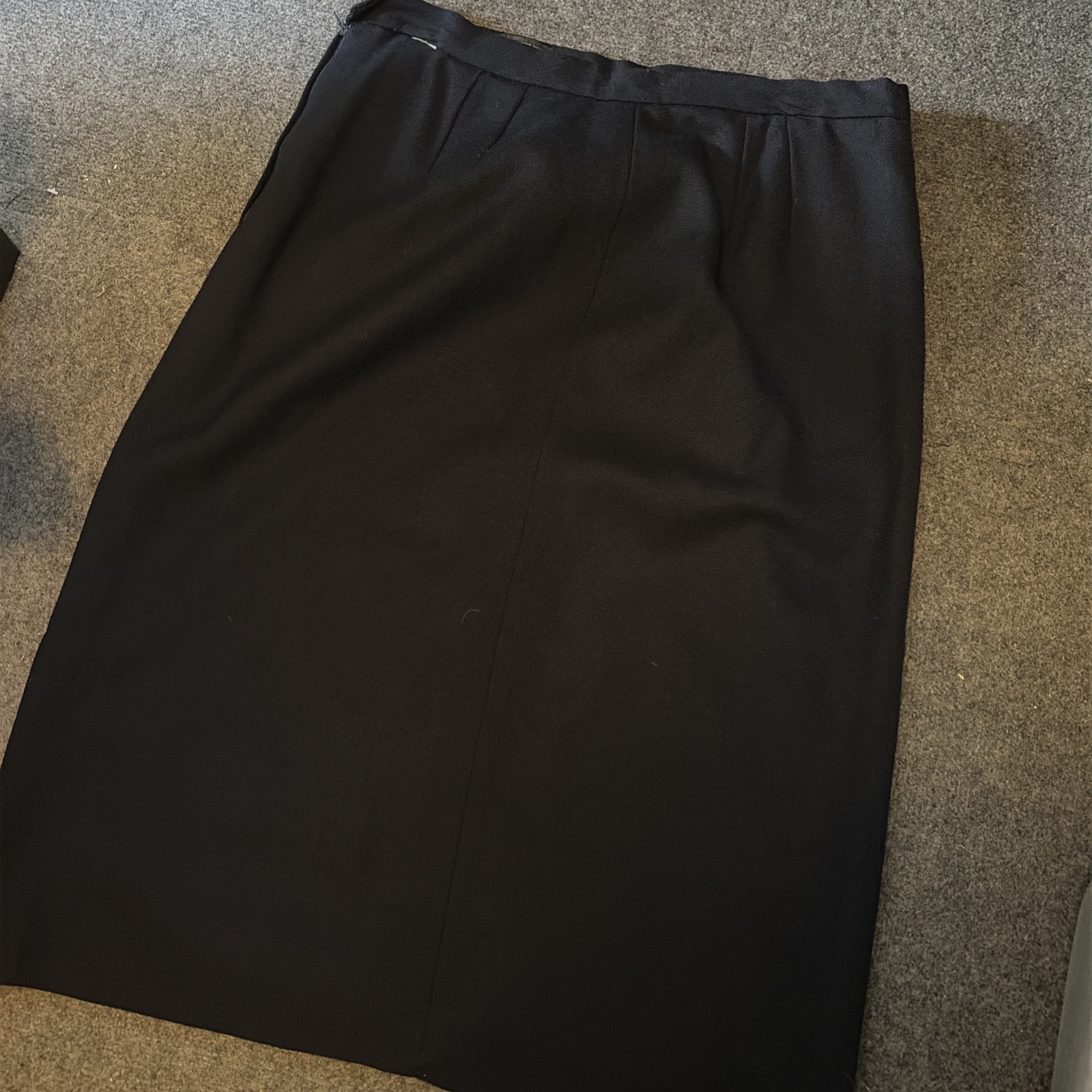 Vintage Alanni By Donnybrook Women’s Navy Blue Front Slit Wool Skirt, Size 16