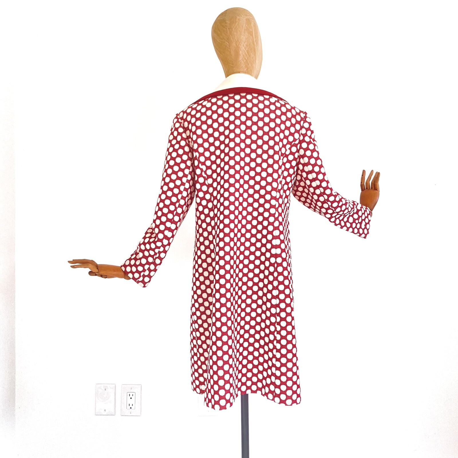Vintage LILLI ANN of San Francisco Knit Polka Dot Coat Mod Large Collar 1960’s
