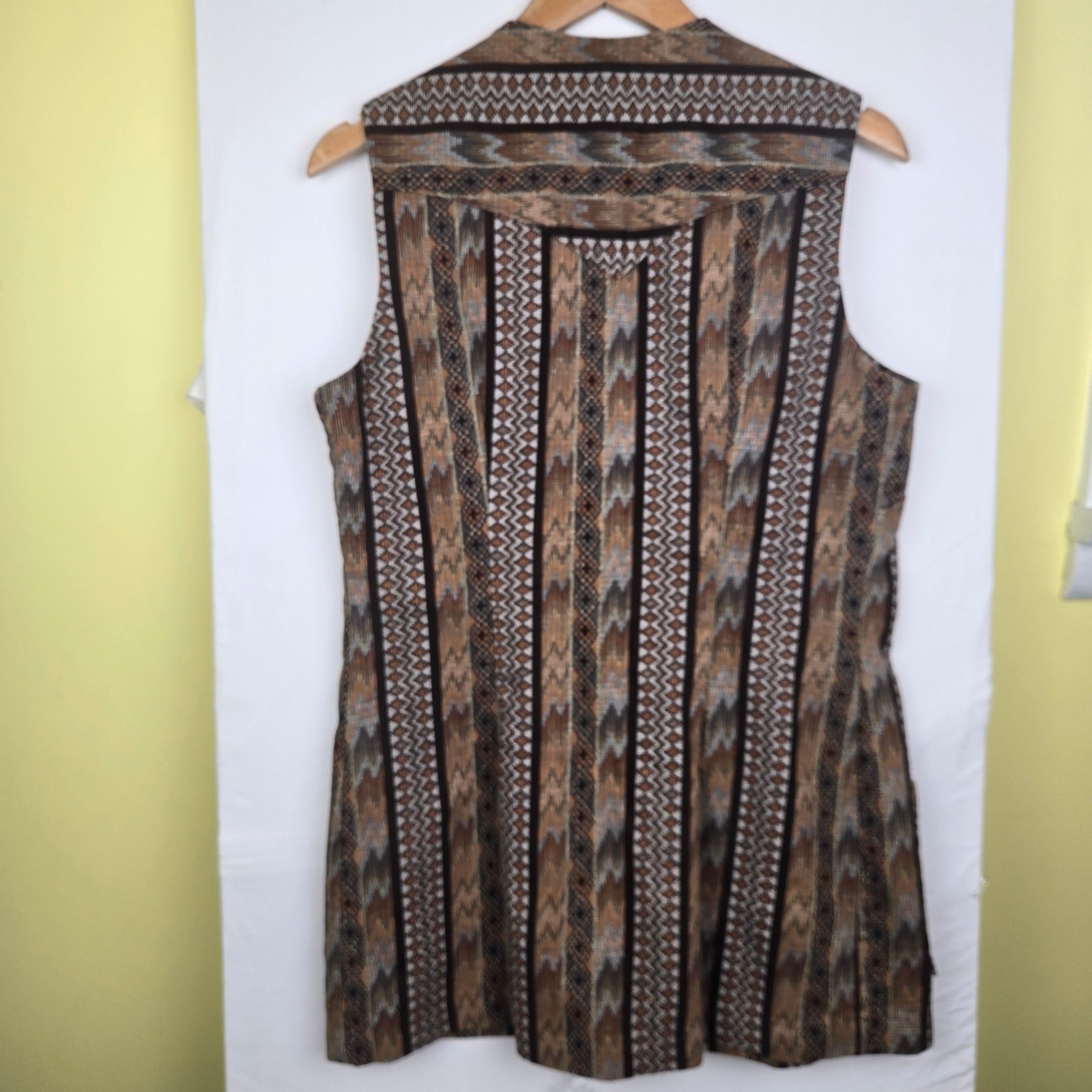 Vintage Prior Westerns Denver Southwestern Geometric Woven Longline Vest Brown