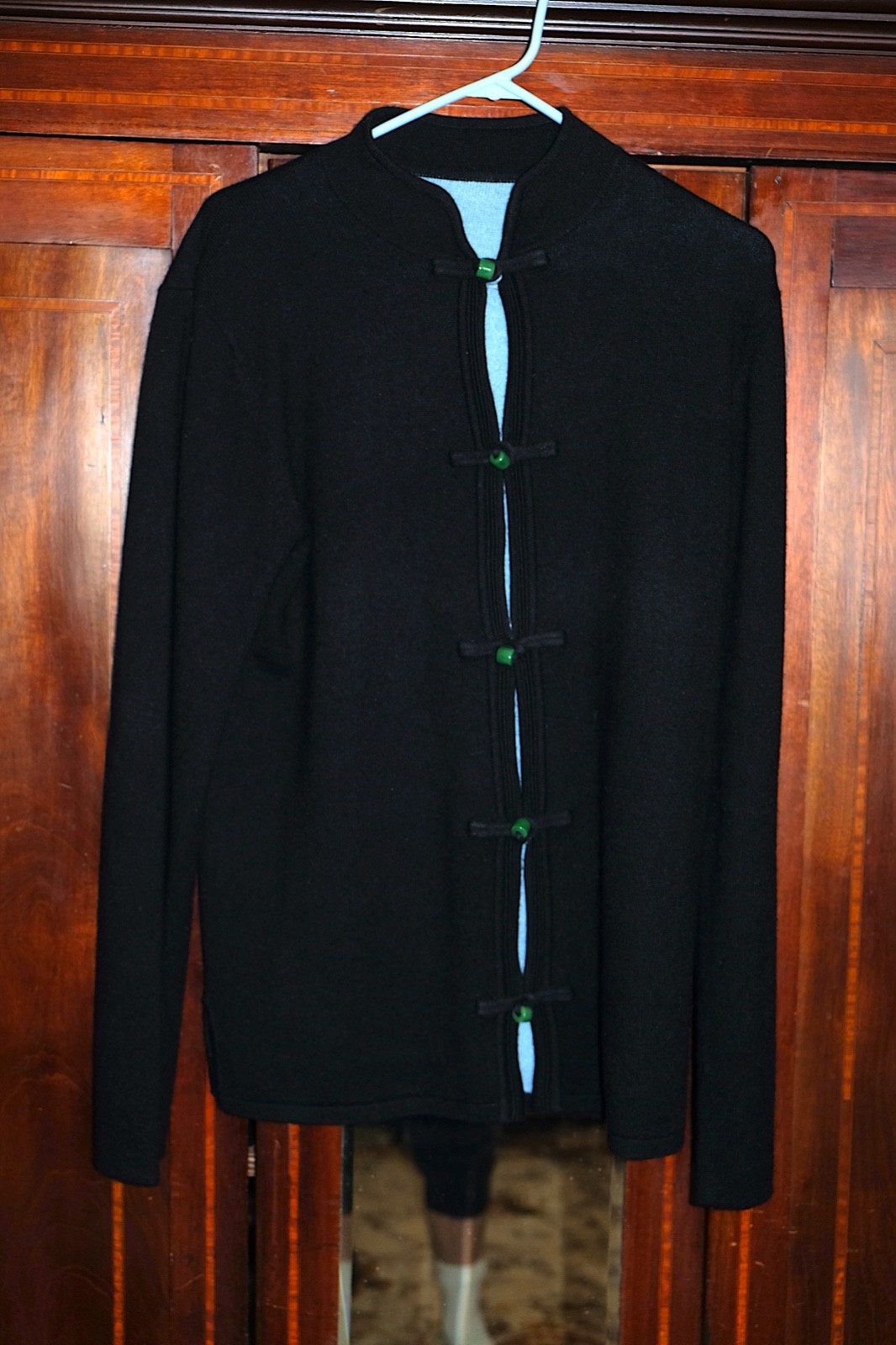 Shanghai Tang Reversible Wool/Silk Mandarin Jacket/Sweater Faux Jade Frog Button