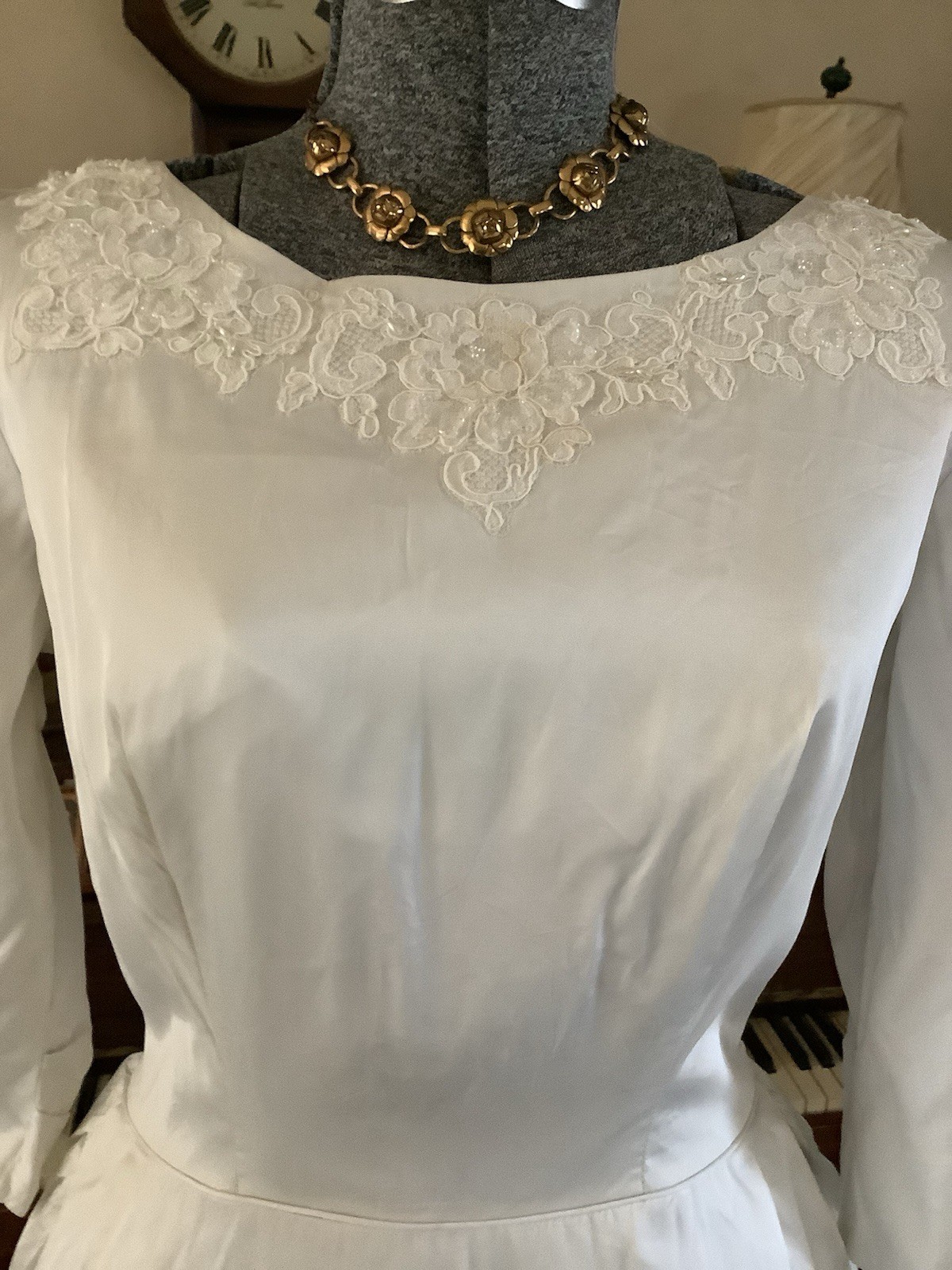 Vintage 1950’s early 60’s Wedding Gown Dress Lace Sequins Pearls 34-28-46