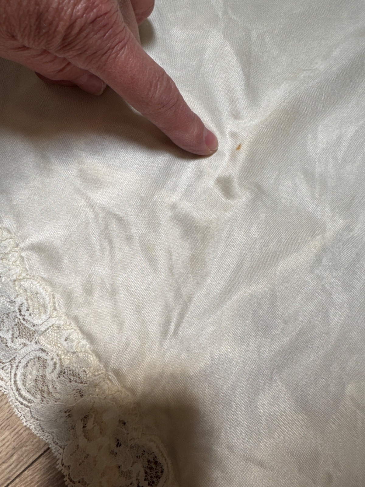 Vintage Ivory Lace-Trimmed Half Slip Underskirt With Elastic Waistband 24-Inch L
