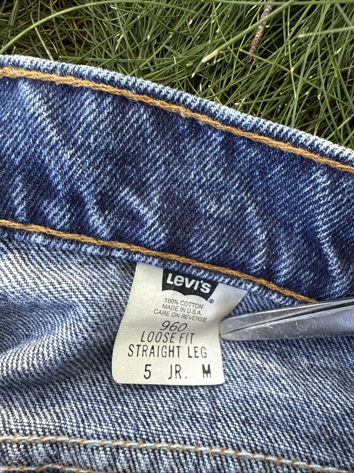 Vintage 1997 Levi’s 960 Orange Tab Loose Fit Straight Leg Jeans Size 5 JR M Blue
