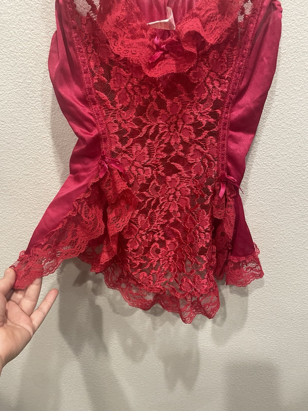 VTG Alana Gale Lingerie Tank Red SZ MEDIUM Lace Ruffle Sexy Bows Romantic Floral