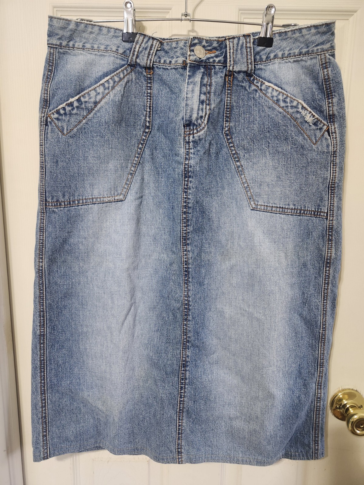 Vintage Denim Skirt With Split In Back unionbay Juniors Size 15 Y2K classic