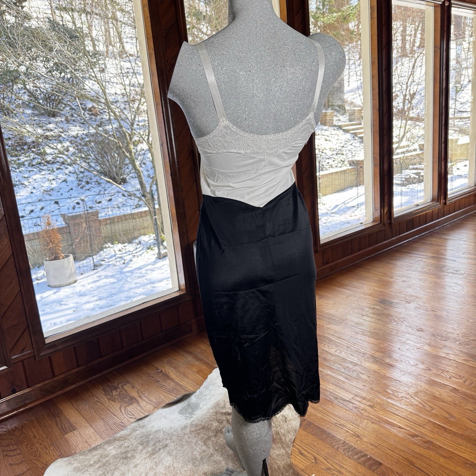 Vintage 1950s Vanity Fair Tricot Nylon Lace Tuxedo Slip Dress Size 32 Adjustable