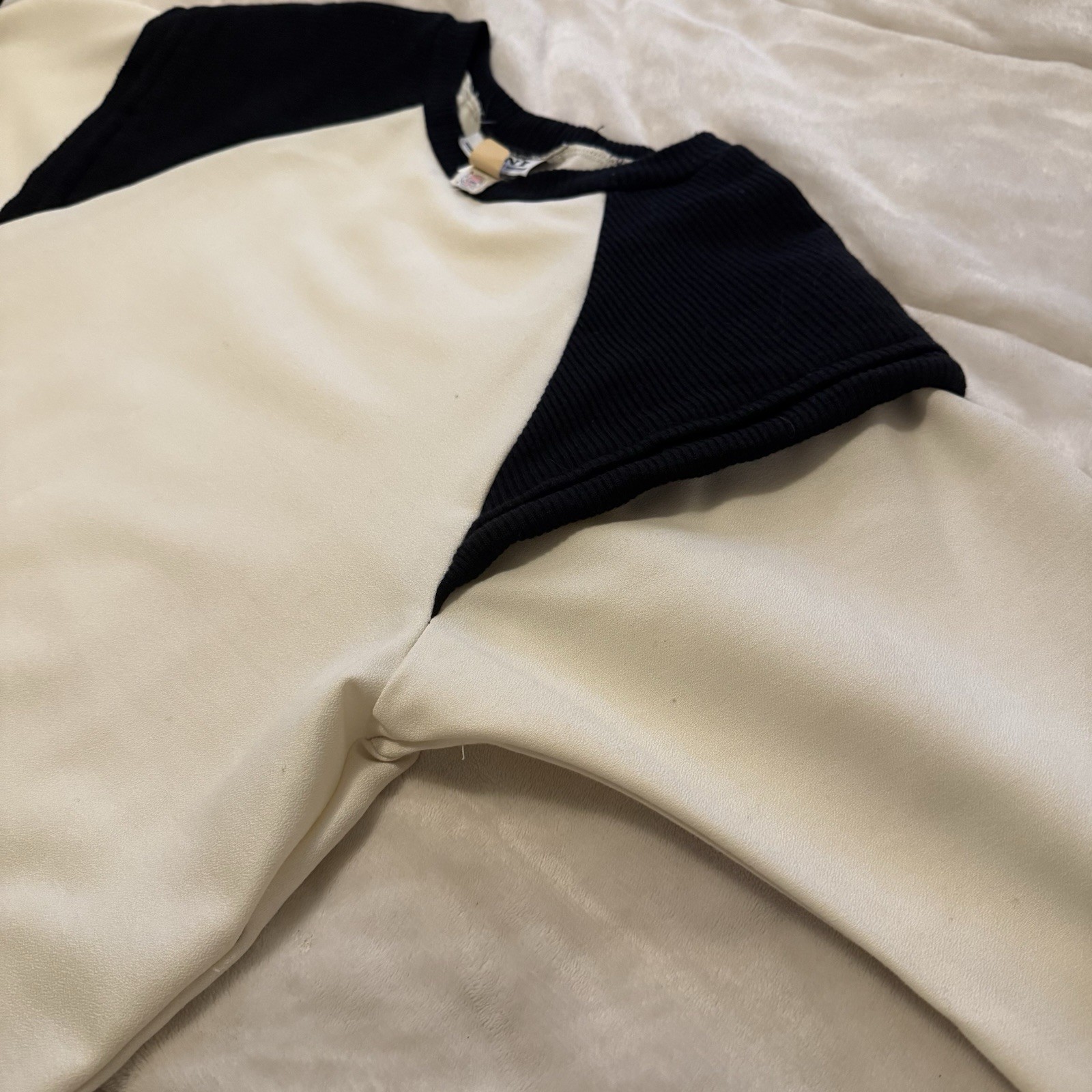 Vintage 70s Toni Petite Dress 16P Black White Mod Colorblock Raglan Shoulder