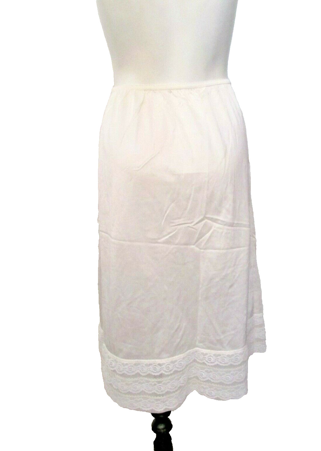 Sliperfection 663 Nylon Tricot Non-Cling Half Slip Petticoat M 27/29 Waist USA