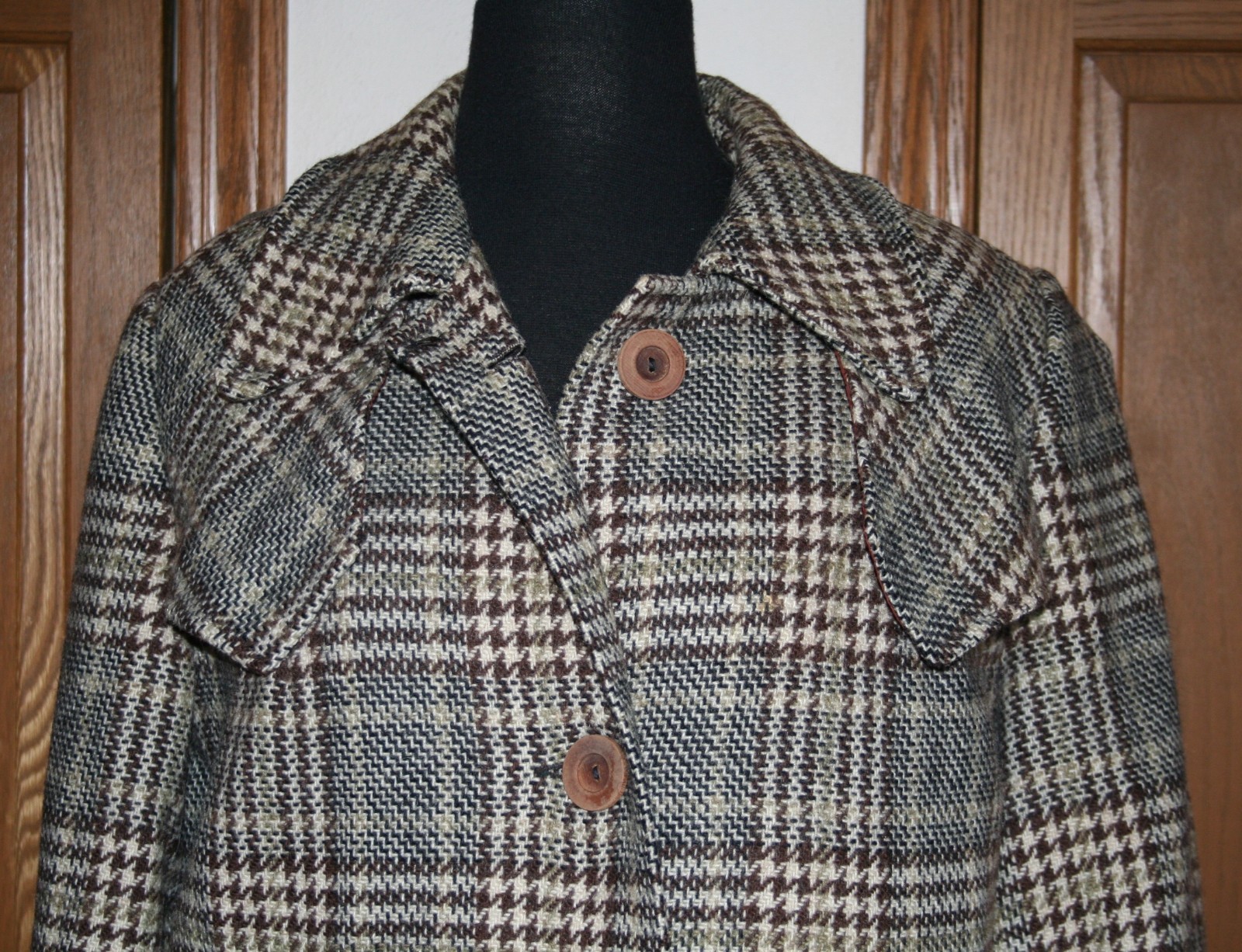 VTG Women’s Betty Rose Wool Plaid Tweed Coat S/M EUC Sherlock Holmes Style