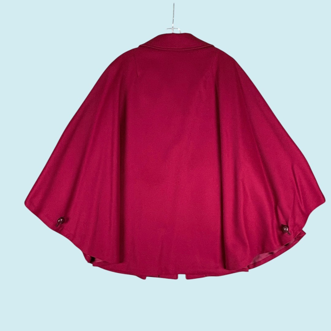 C.C. Filson & Eddie Bauer Vintage Cape Women’s Medium Red 100% Virgin Wool Coat