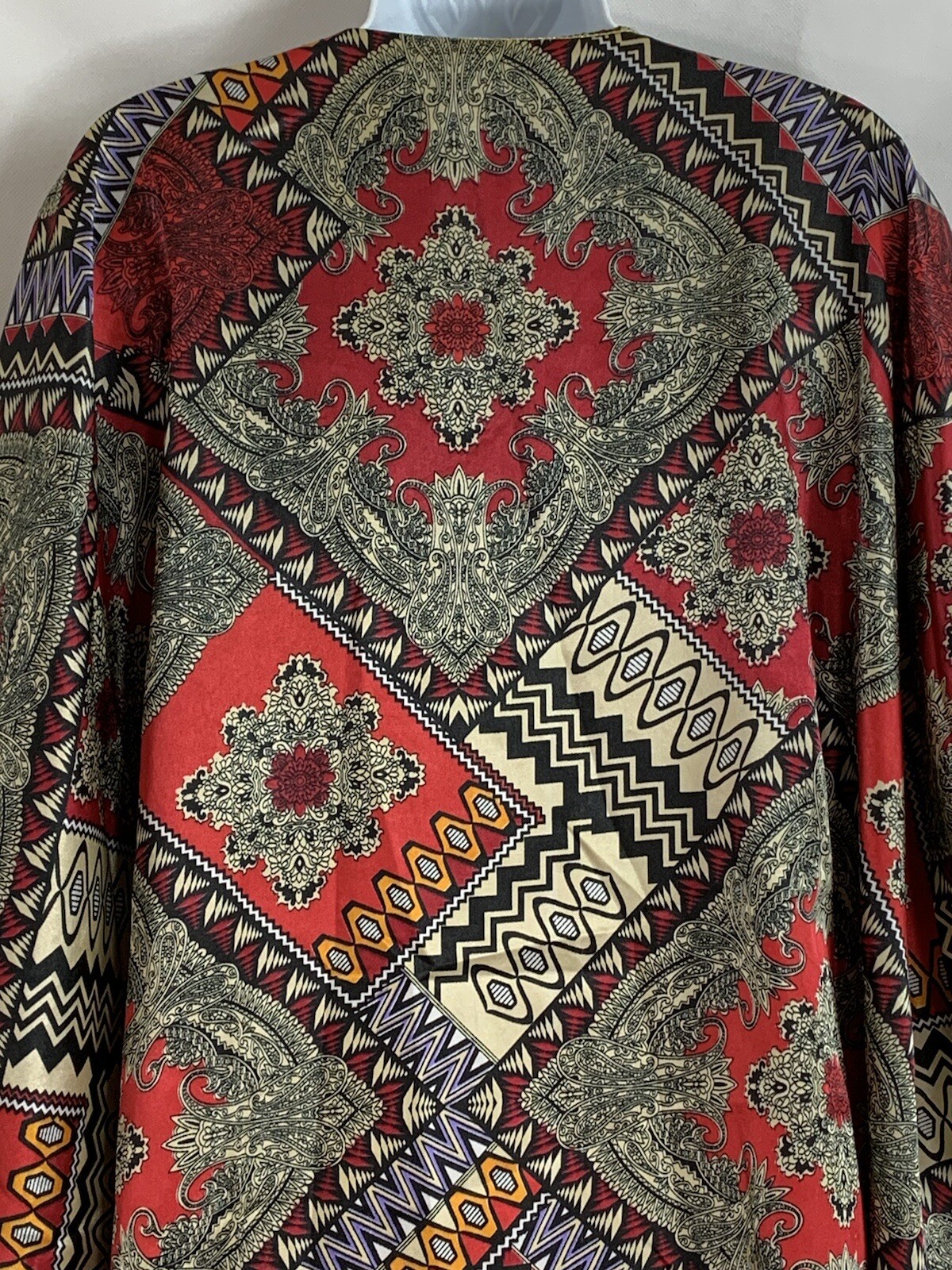 Ashro Free Size Paisley Graphics Caftan Shiney Multicolor Vneck Gold Accent Trim