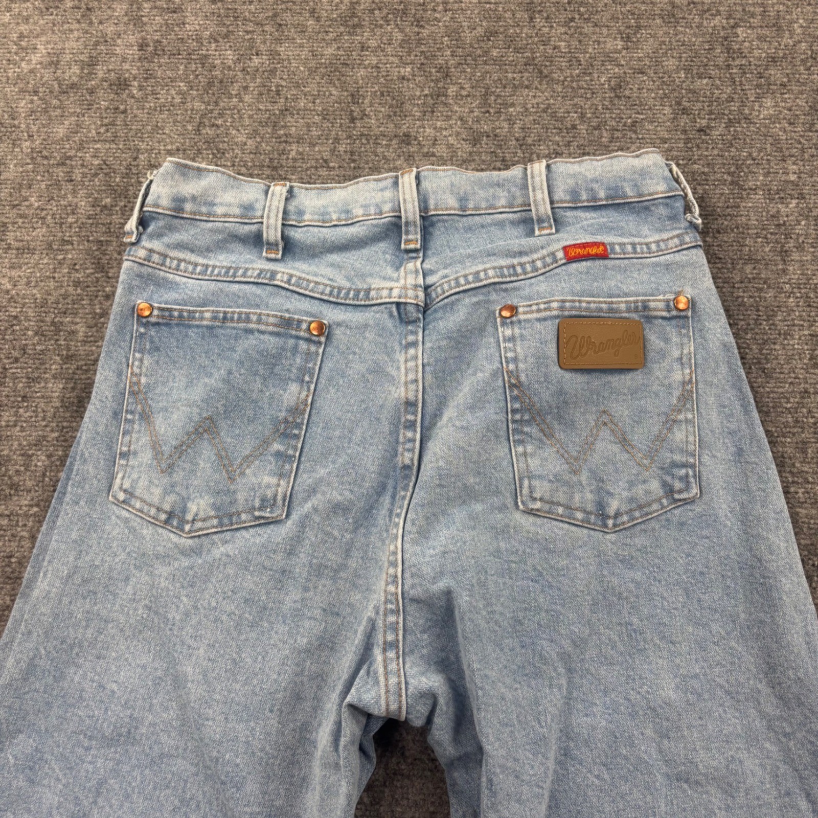 Vintage Wrangler Western Jeans 29W x 31L Light Blue Straight Leg Denim Women’s