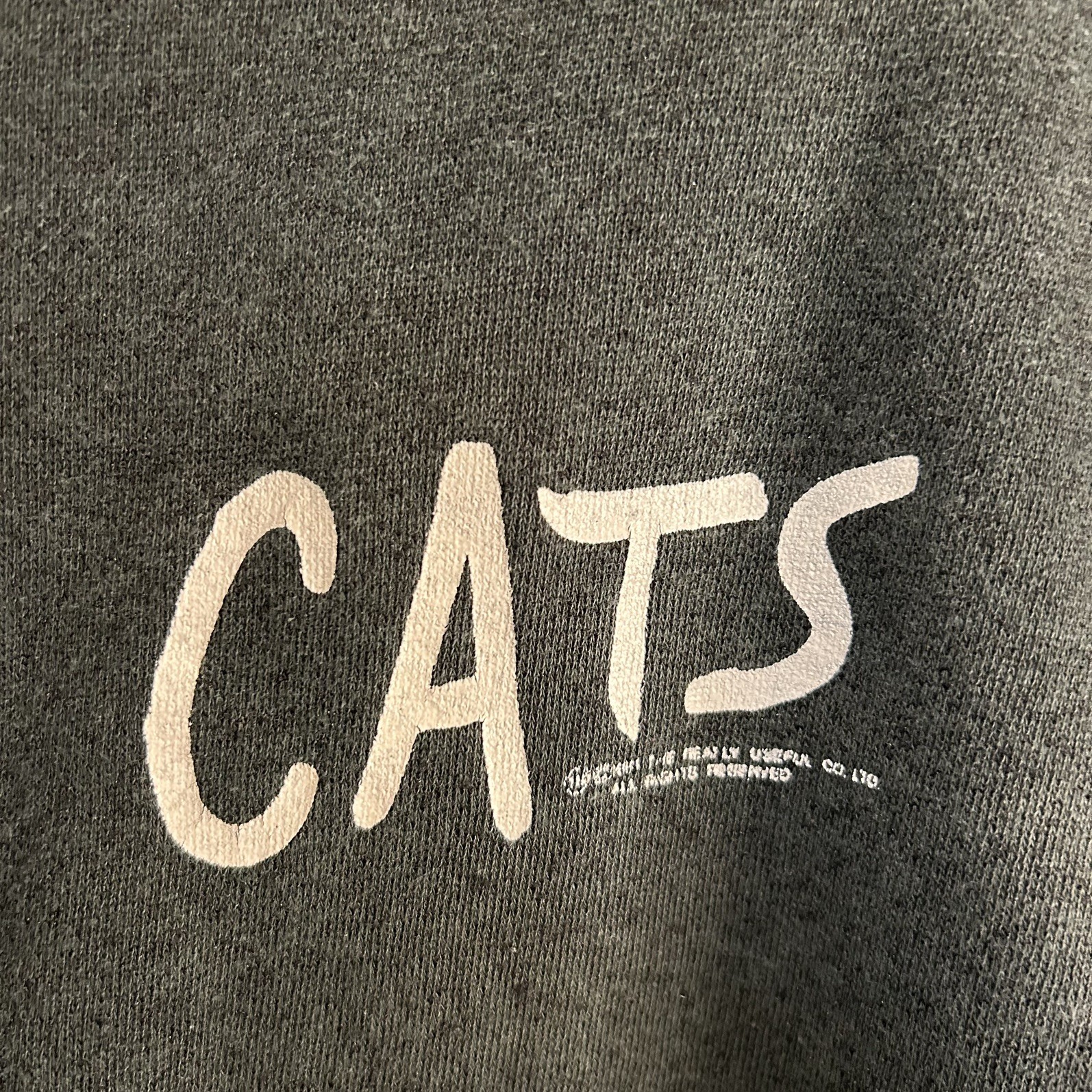 Vintage 80s CATS Musical Broadway 1981 Crewneck Sweatshirt Size Medium Faded