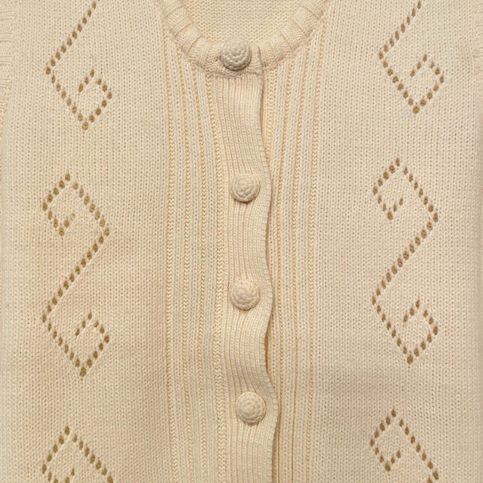 Vintage Kingsley Vest Cardigan Sweater Womens Small 36 Cream Acrylic Hong Kong