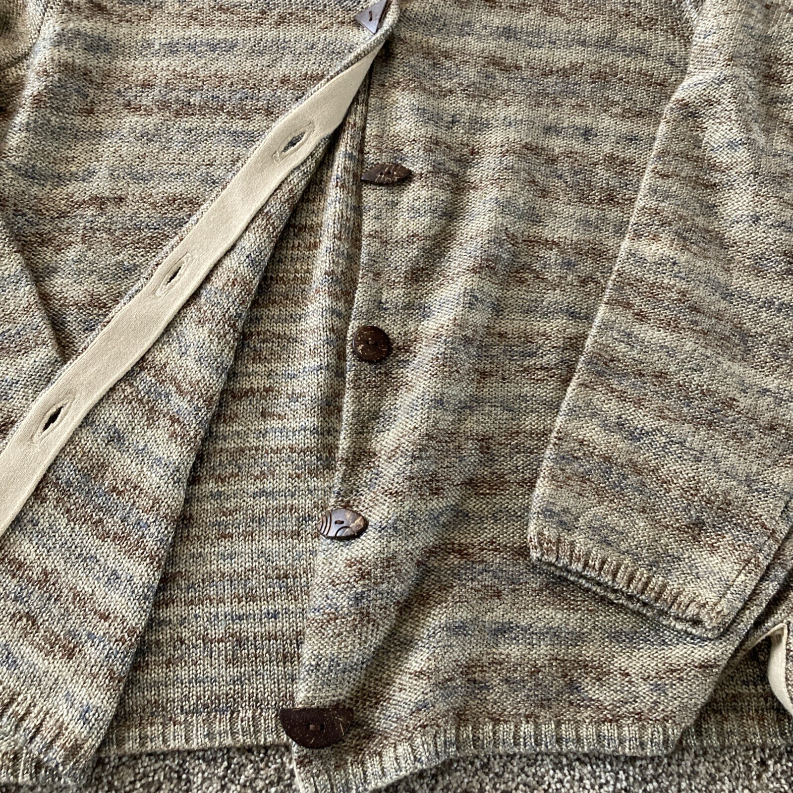 VTG Cabela’s Women’s Sweater M Knit Button Up Cardigan Light Weight Grey Tan