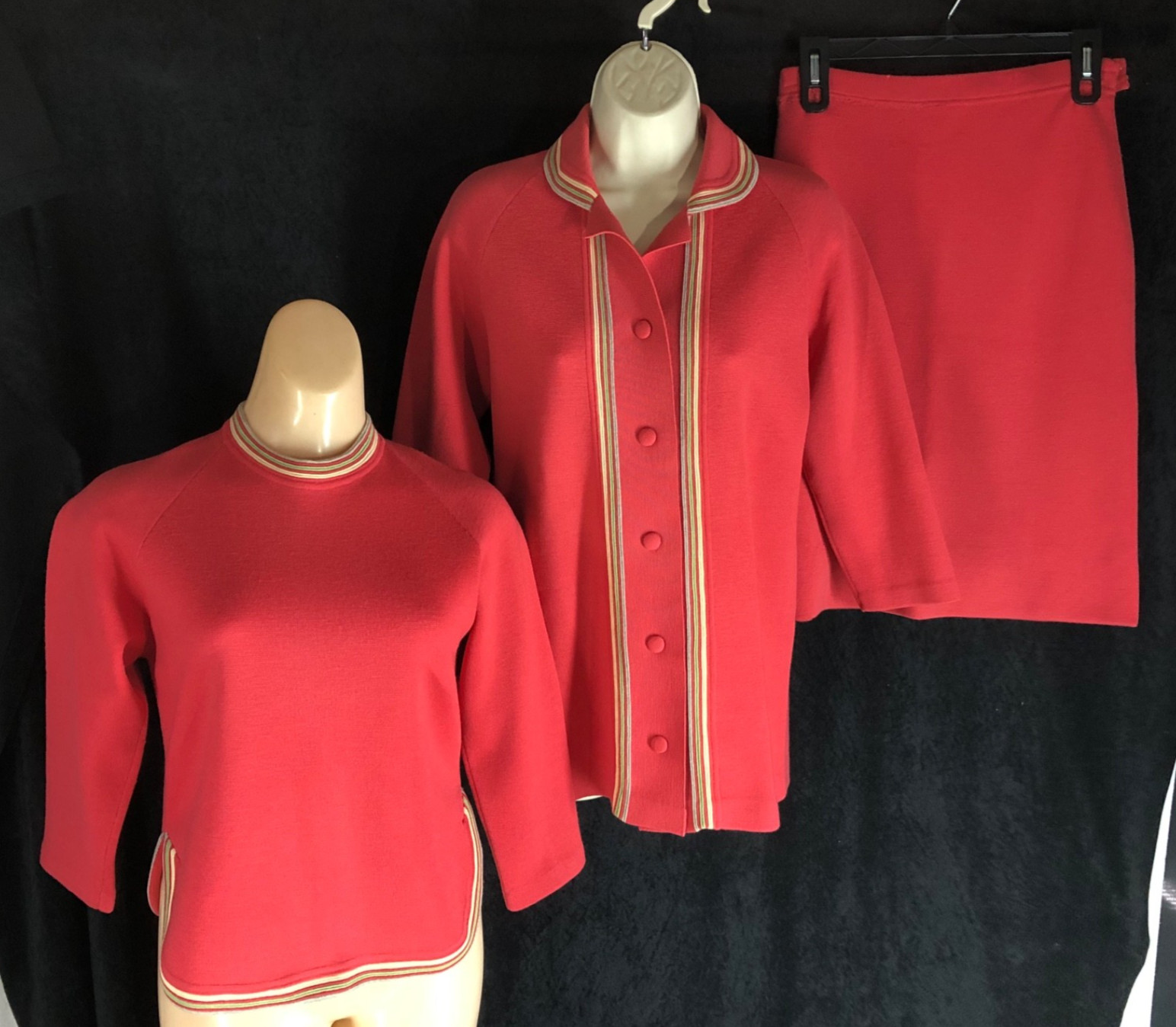 Vintage 1960s Cadillac 100% Wool Knit Coral Sweater Skirt 3 pc Set sz 10 Italy