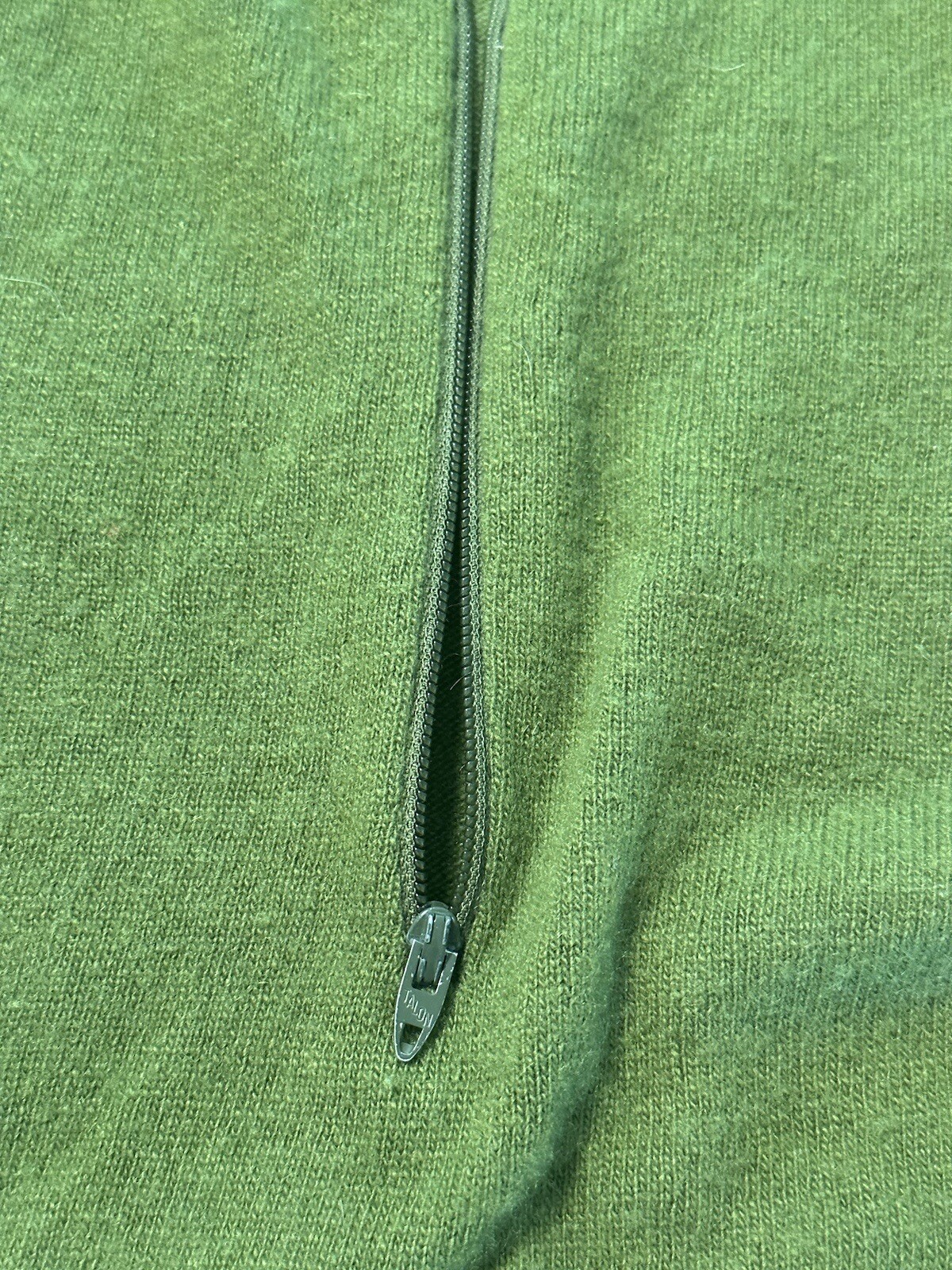 Vintage Amie 100% Cashmere 1/4 Zip Pull Over Sweater Women’s Green Approx Sz 36